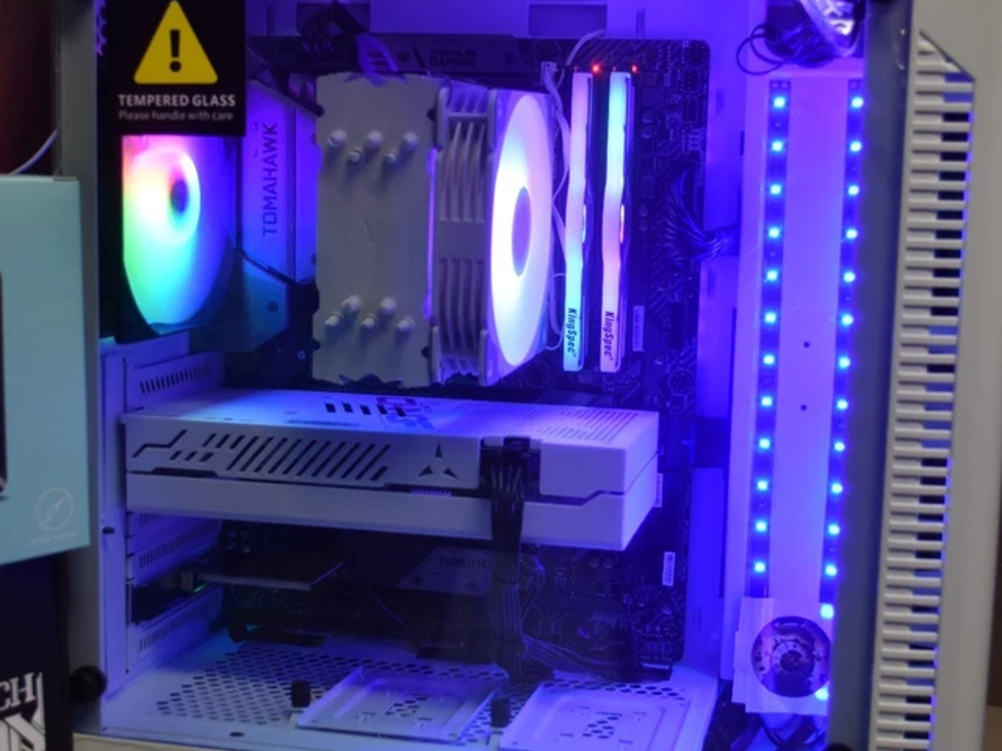 Gaming pc Intel I 5 9400 GPU RX 6600 8 GB 1 TB NVME 32Gb RGB ram 700 Watt PSU