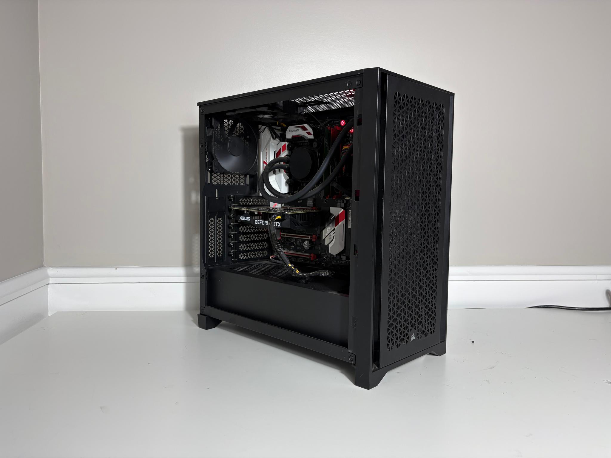 //Corsair Gaming PC// - Core i7 6700K, GTX 1660, 16GB Ram, 480GB SSD