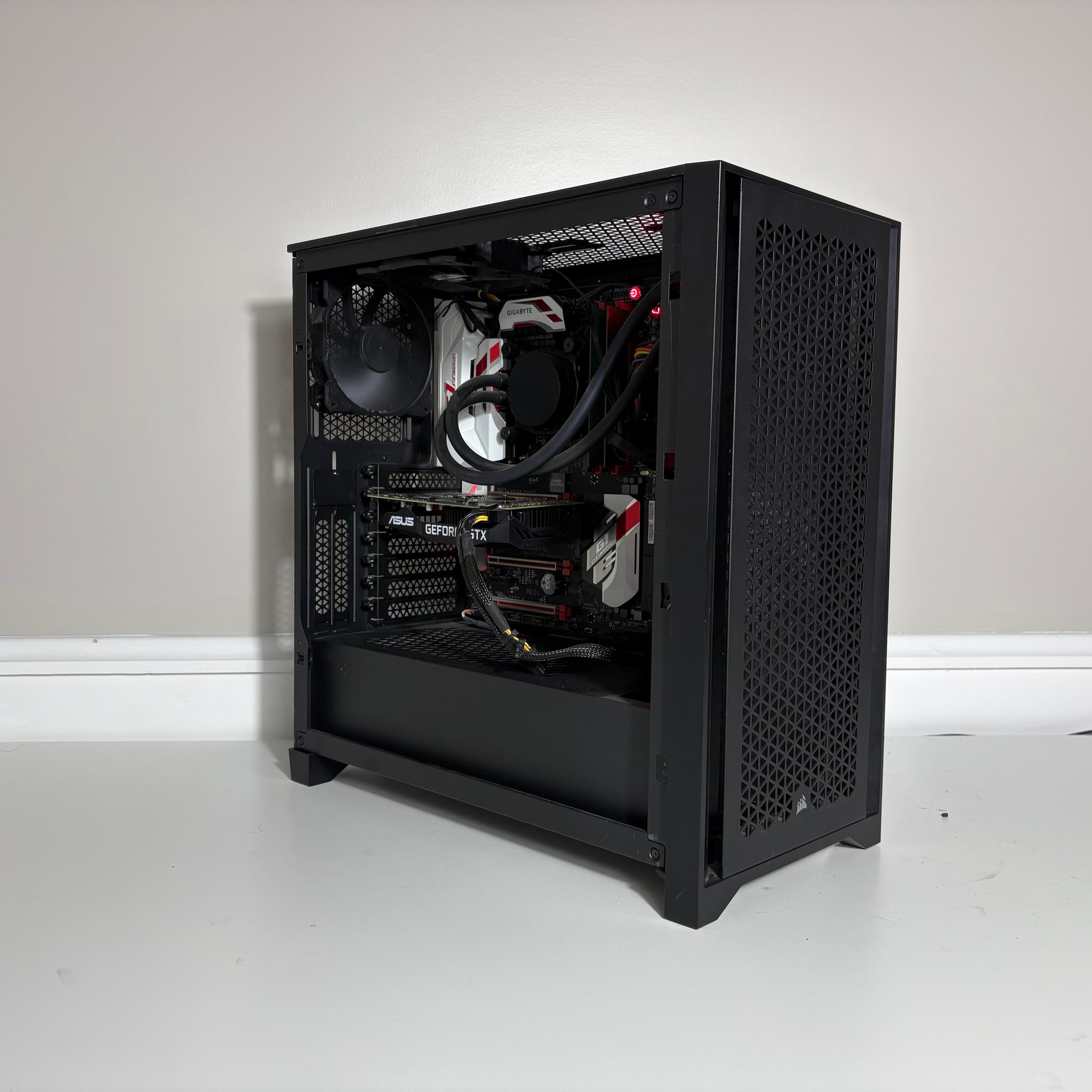 Corsair Gaming PC// - Core i7 6700K, GTX 1660, 16GB Ram, 480GB SSD