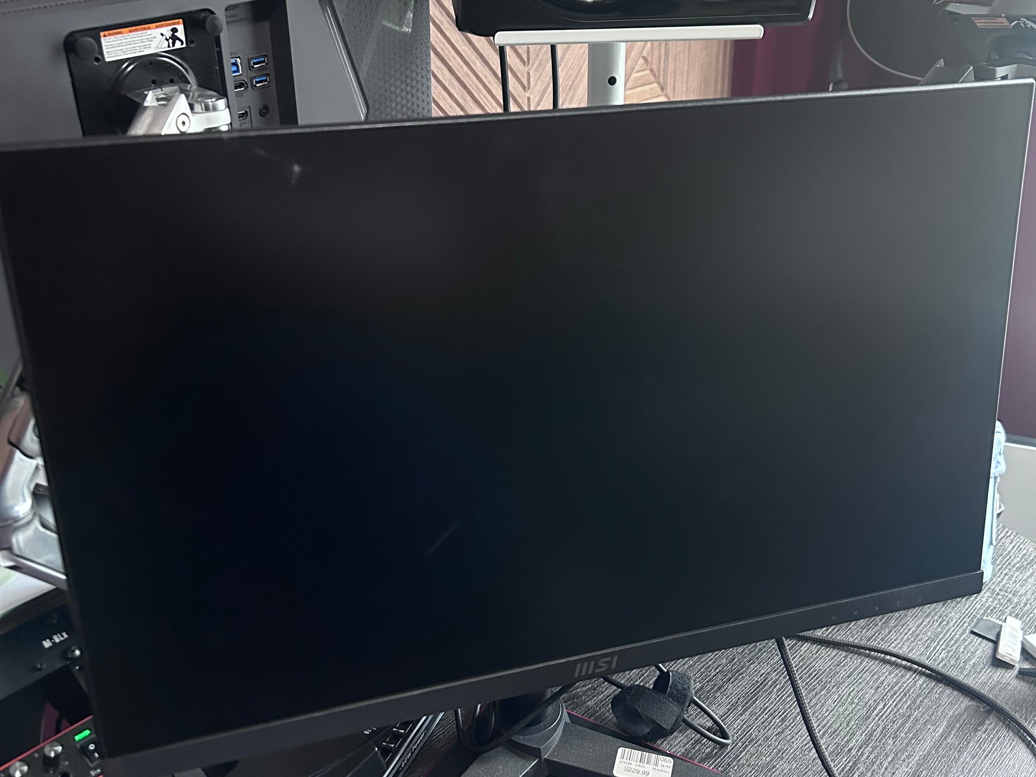 MSI 24” IPS FHD (1920 x 1080) Non-Glare with Super Narrow Bezel 100HZ 1ms 16:9