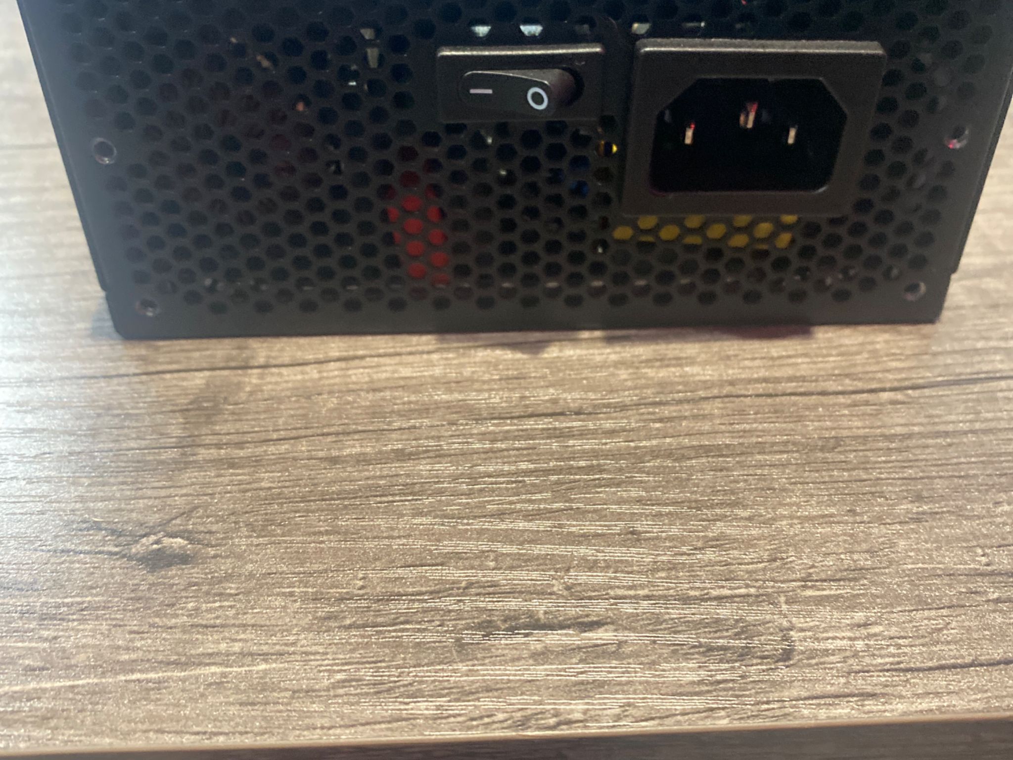 Liam li 750w power supply