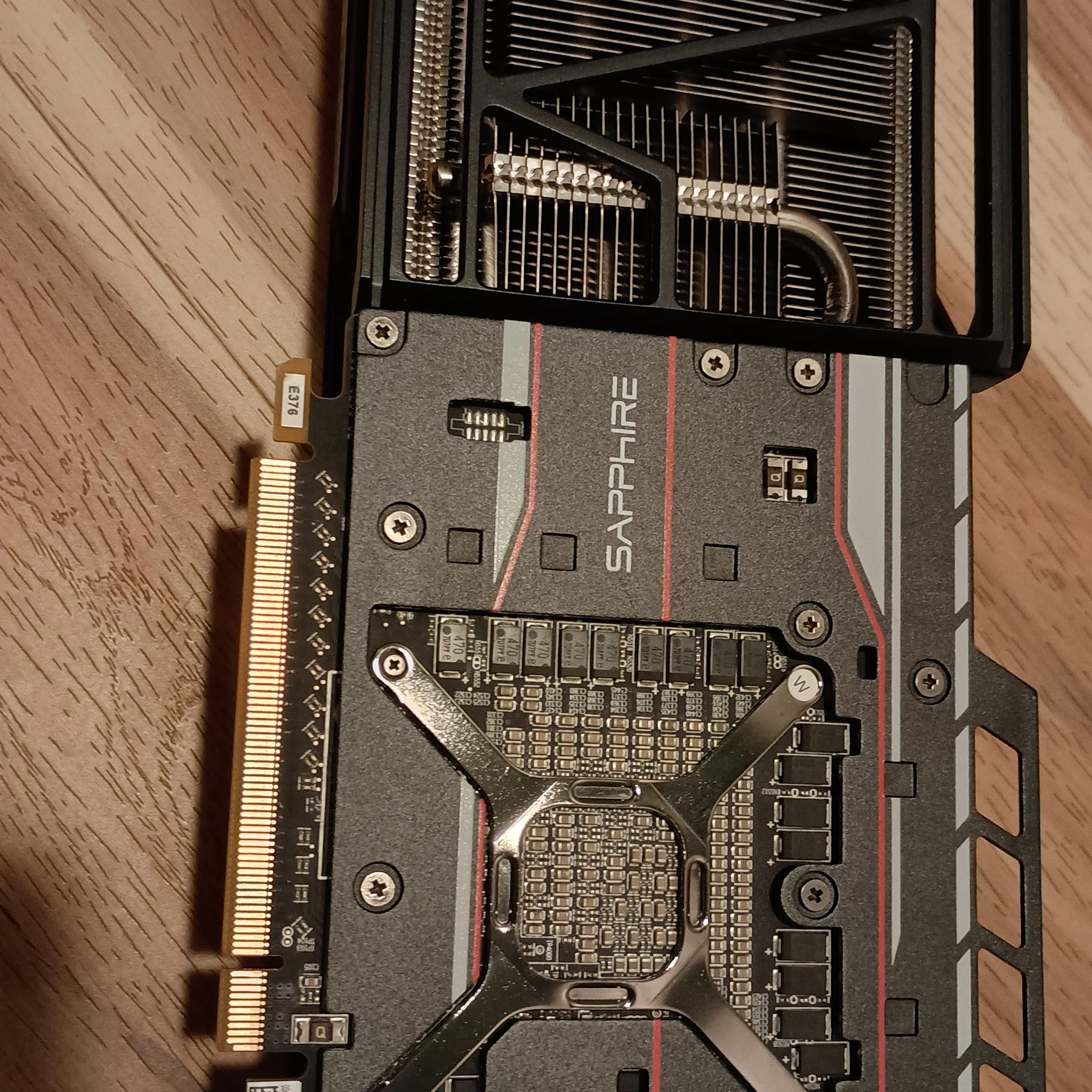 Sapphire PULSE Radeon RX VEGA 56 8GB