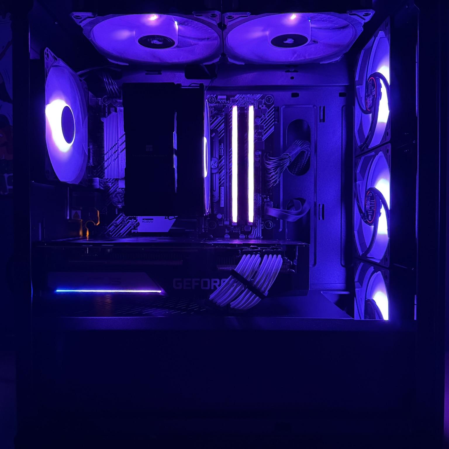 1440p Gaming Beast | RTX 3070 | Ryzen 7 3700X | 32GB DDR4 | WIFI