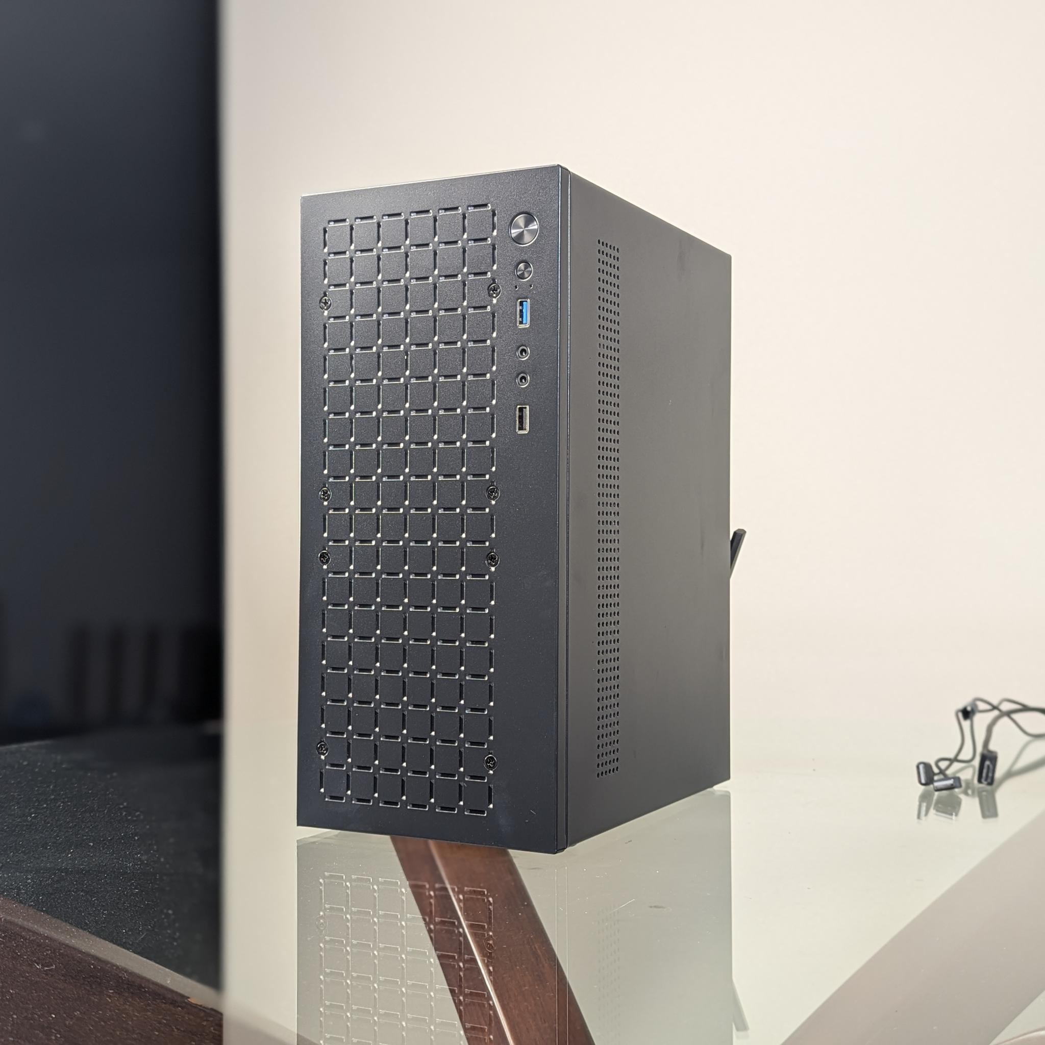 The "Black Box"  | Low-Key "Get Into PC Gaming" | Nvidia RTX 2060 GPU | Intel 6-core/12-thread CPU