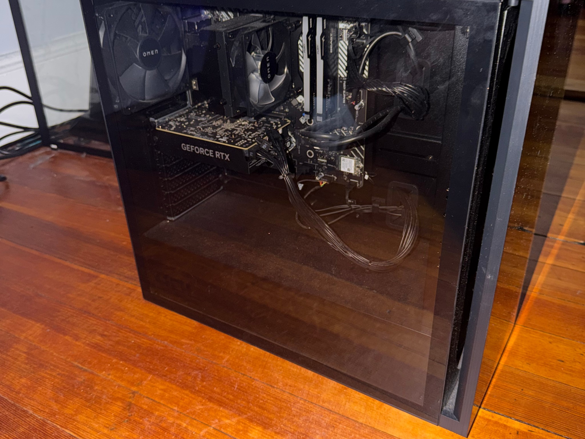 HP Omen RTX 4060 (8GB)