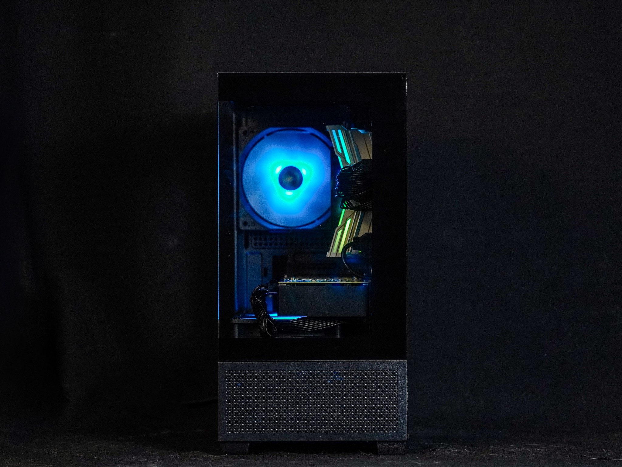 Clean Gaming PC - Ryzen 5 5500 | RTX 3070 8GB | 16GB DDR4