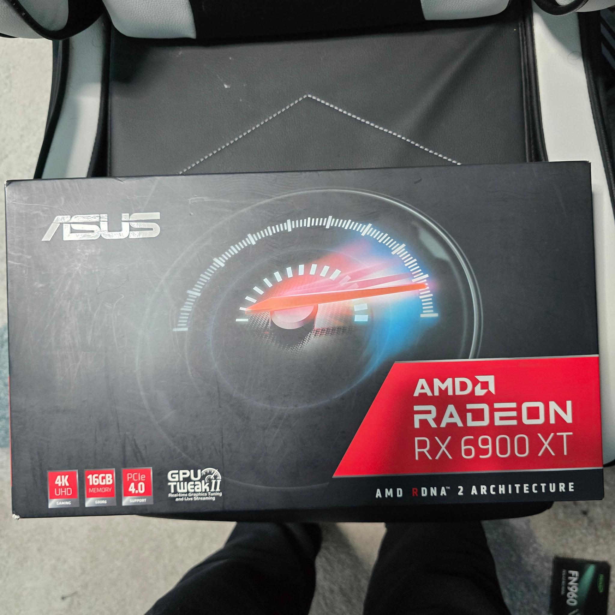 AMD RX 6900xt reference model