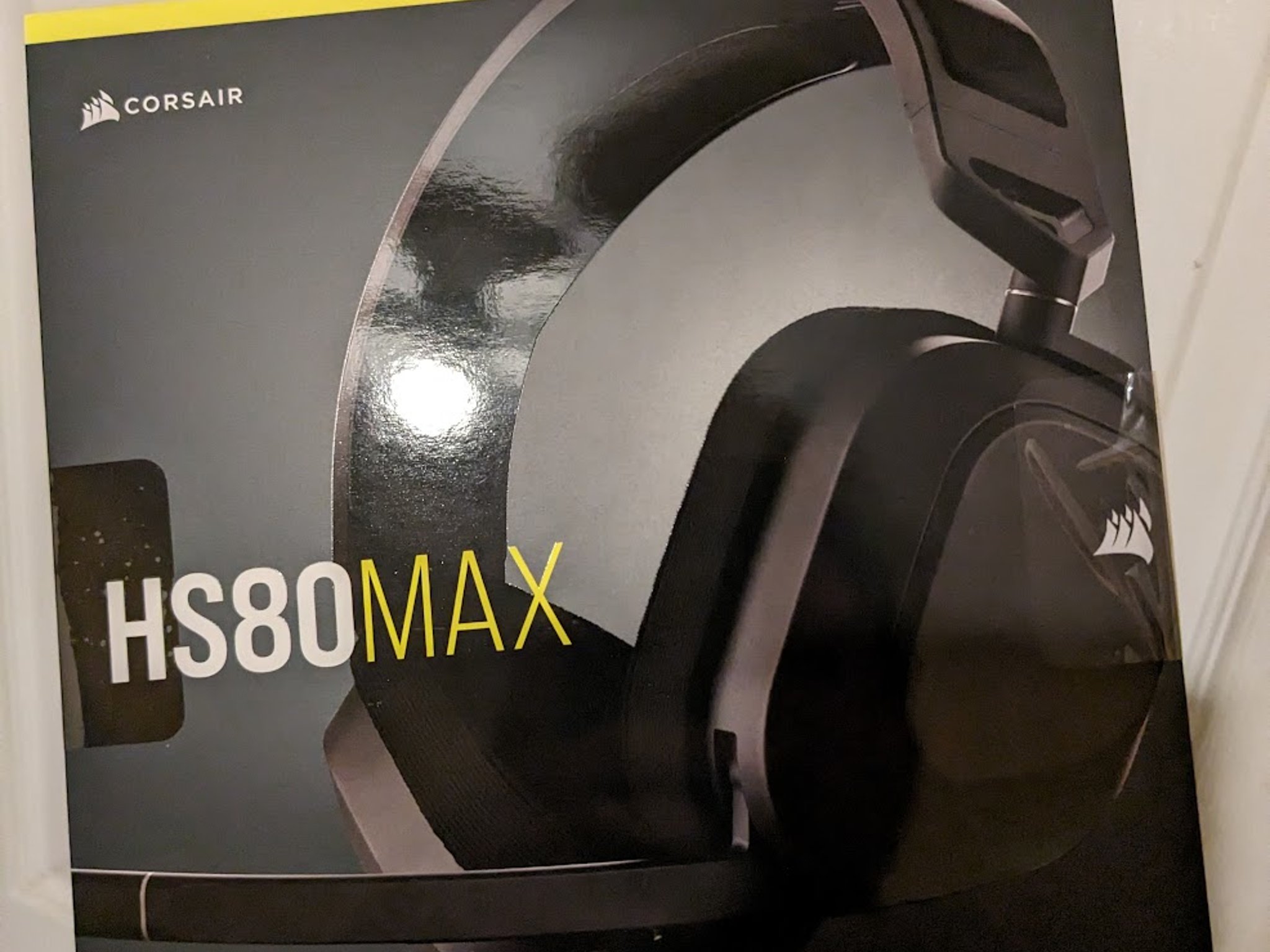 BNIB Corsair HS80 Max Wireless Gaming Headset