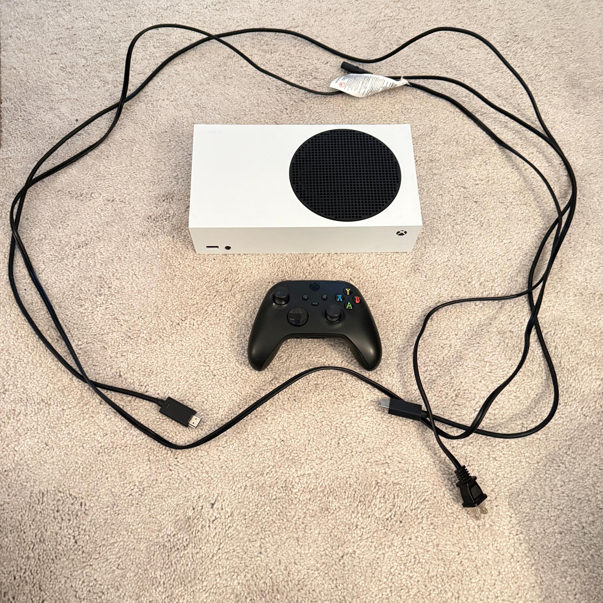 Xbox Series S - Like New!
