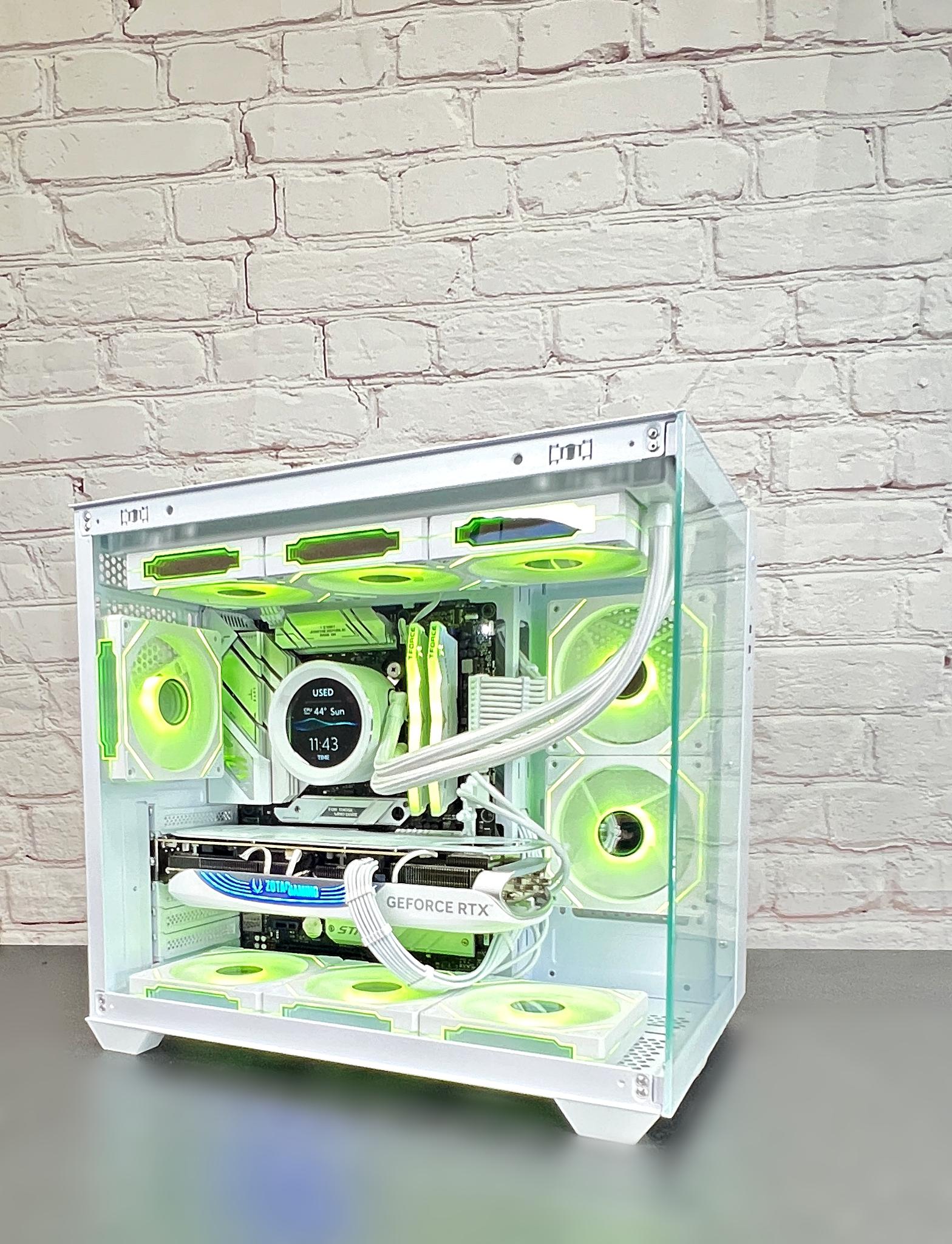 RTX 4080 Super Ryzen 7 7800X3D 32GB DDR5 RAM 4TB M.2 Gaming PC 🤯