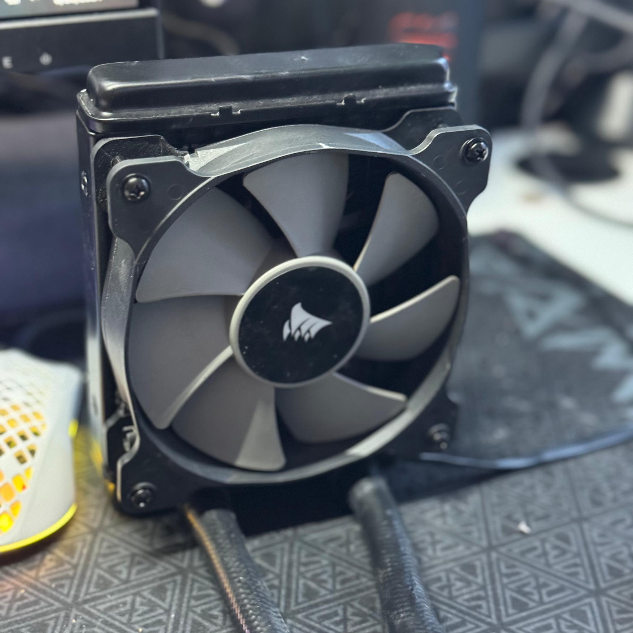 Corsair H60 120mm All-in-One CPU Cooler