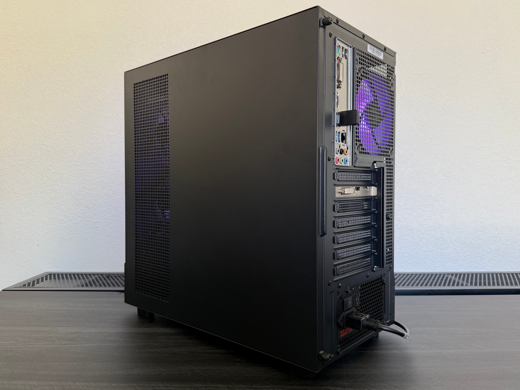 Budget Gaming PC - RX 580 | i5-8600K