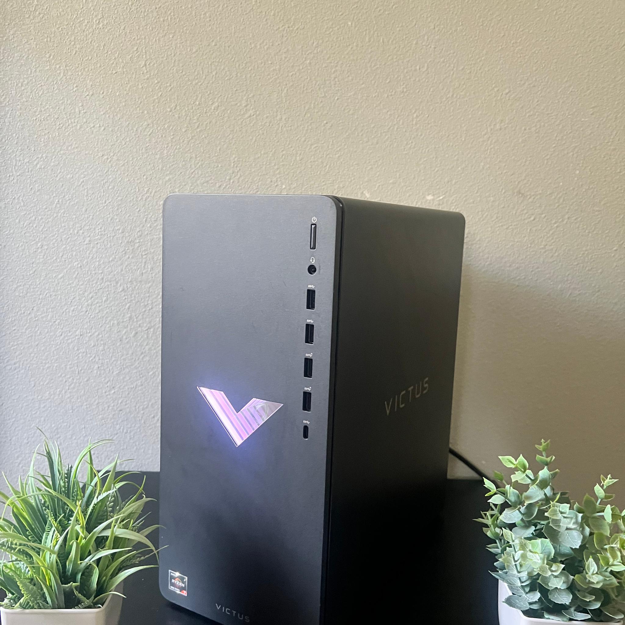 Gaming PC Ryzen 7 5700G | RX 6600 XT | 32GB Ram | 500GB SSD