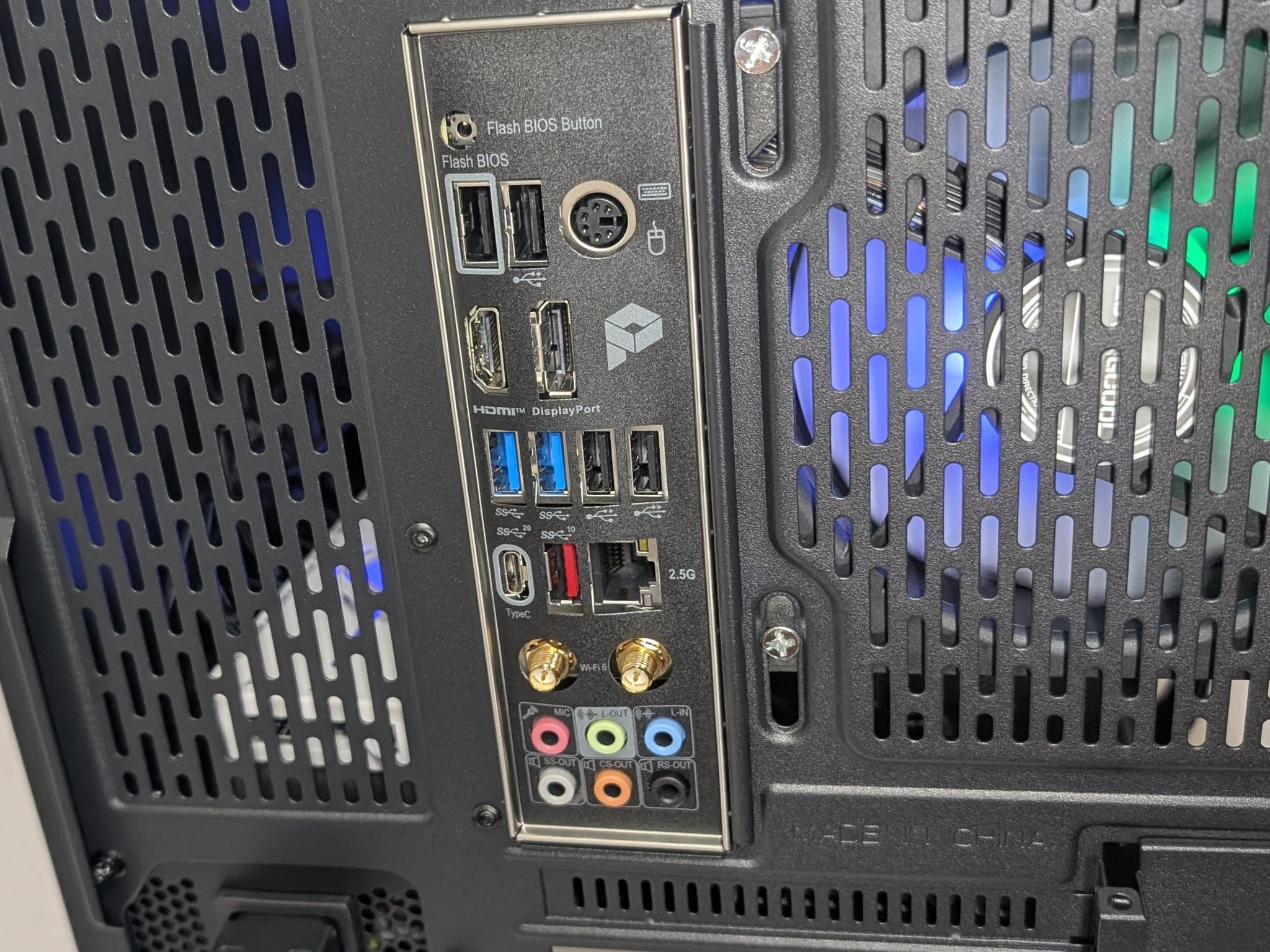 RX 9060XT 16GB | I7 12700KF | 1TB NVME | 32GB DDR4 | 750W