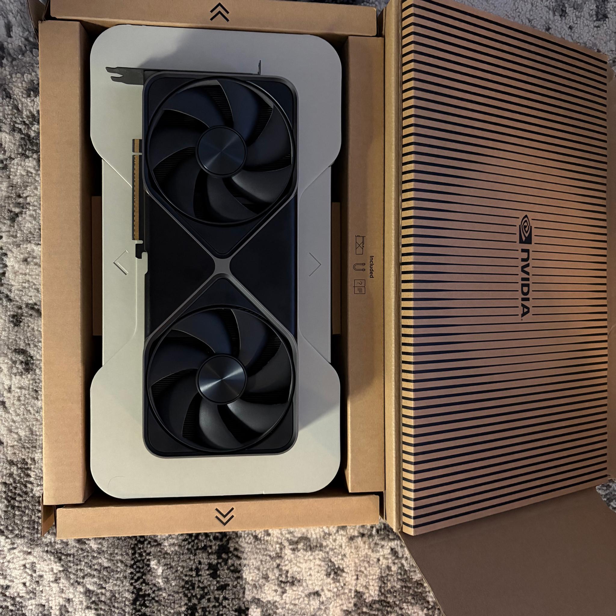 NVIDIA GeForce RTX 5080 Founders Edition