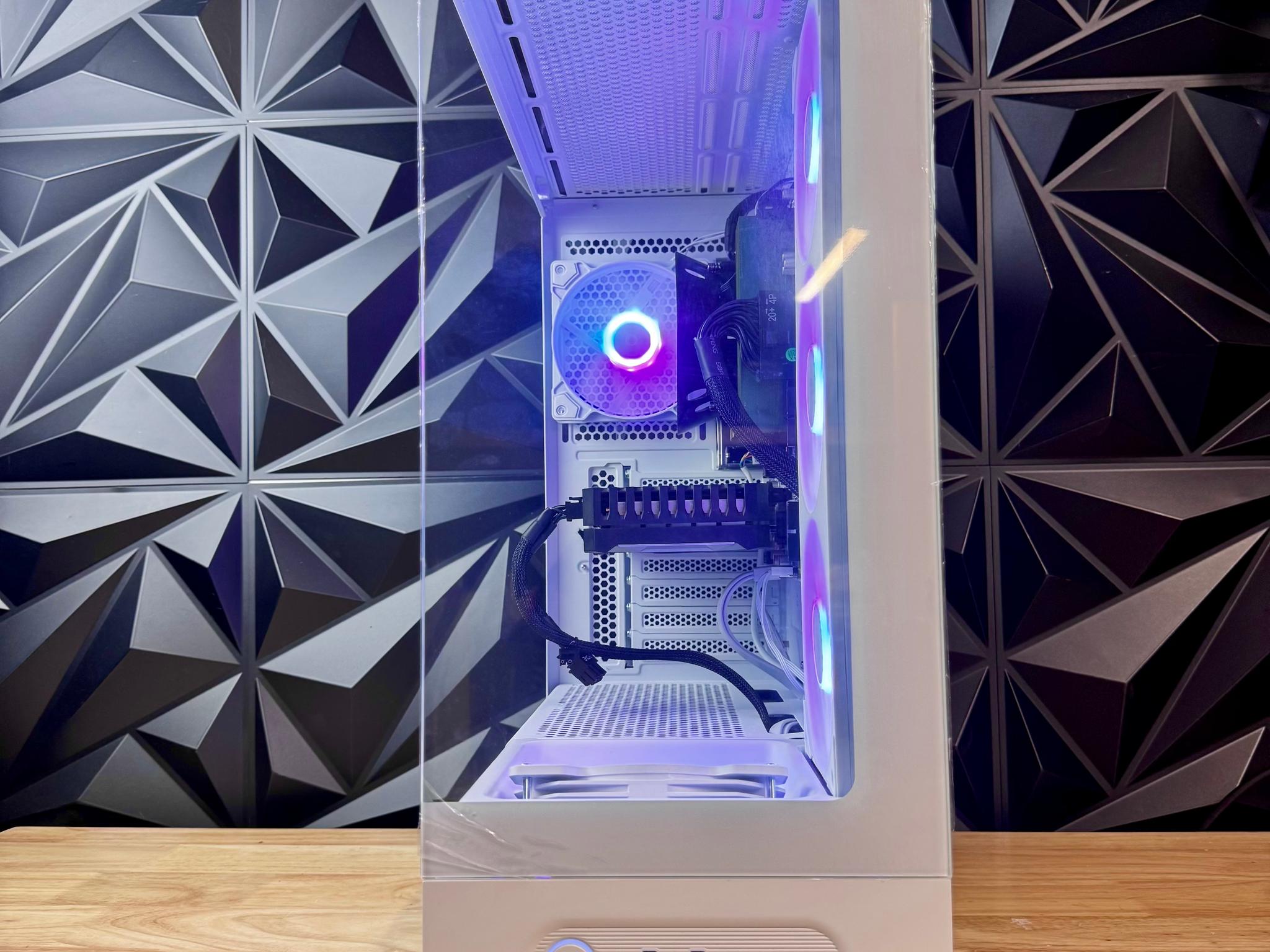 Nvidia RTX 4060 | Intel core i7 4.2GHZ | 32GB RAM |500GB SSD| Wi-Fi/BT | Win 11 Custom Gaming PC