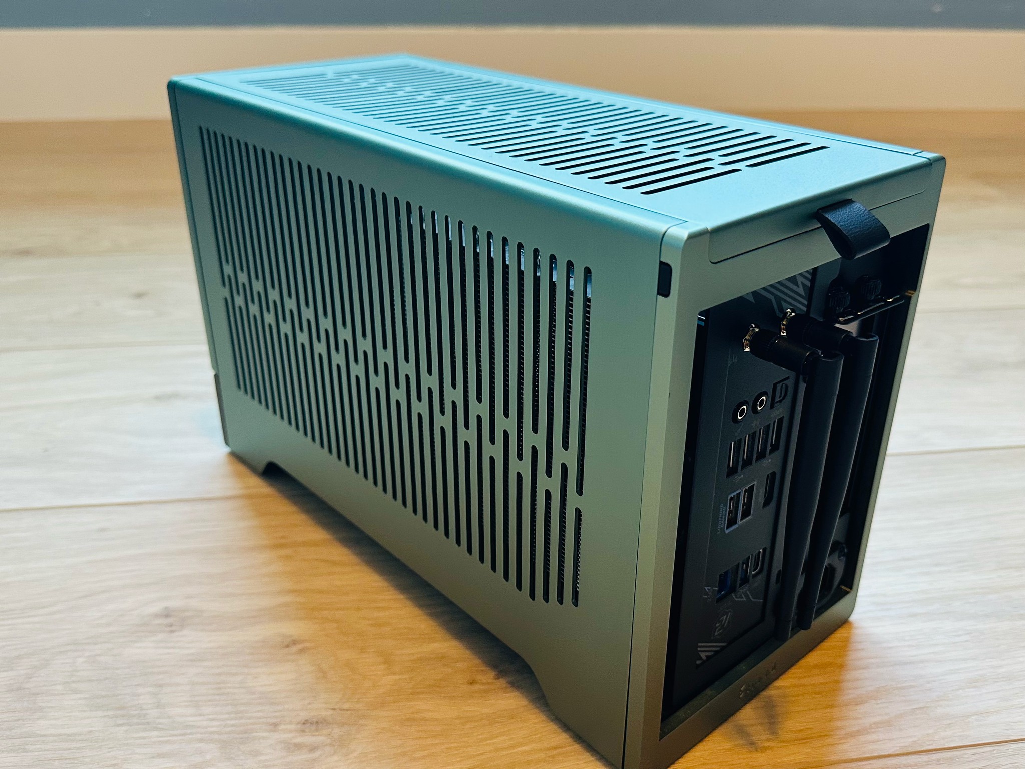 Fractal Terra SFF Gaming PC | 7900XTX 24GB VRAM | Ryzen 7800X3D | 32GB 6000 MT/s RAM | 2TB Storage