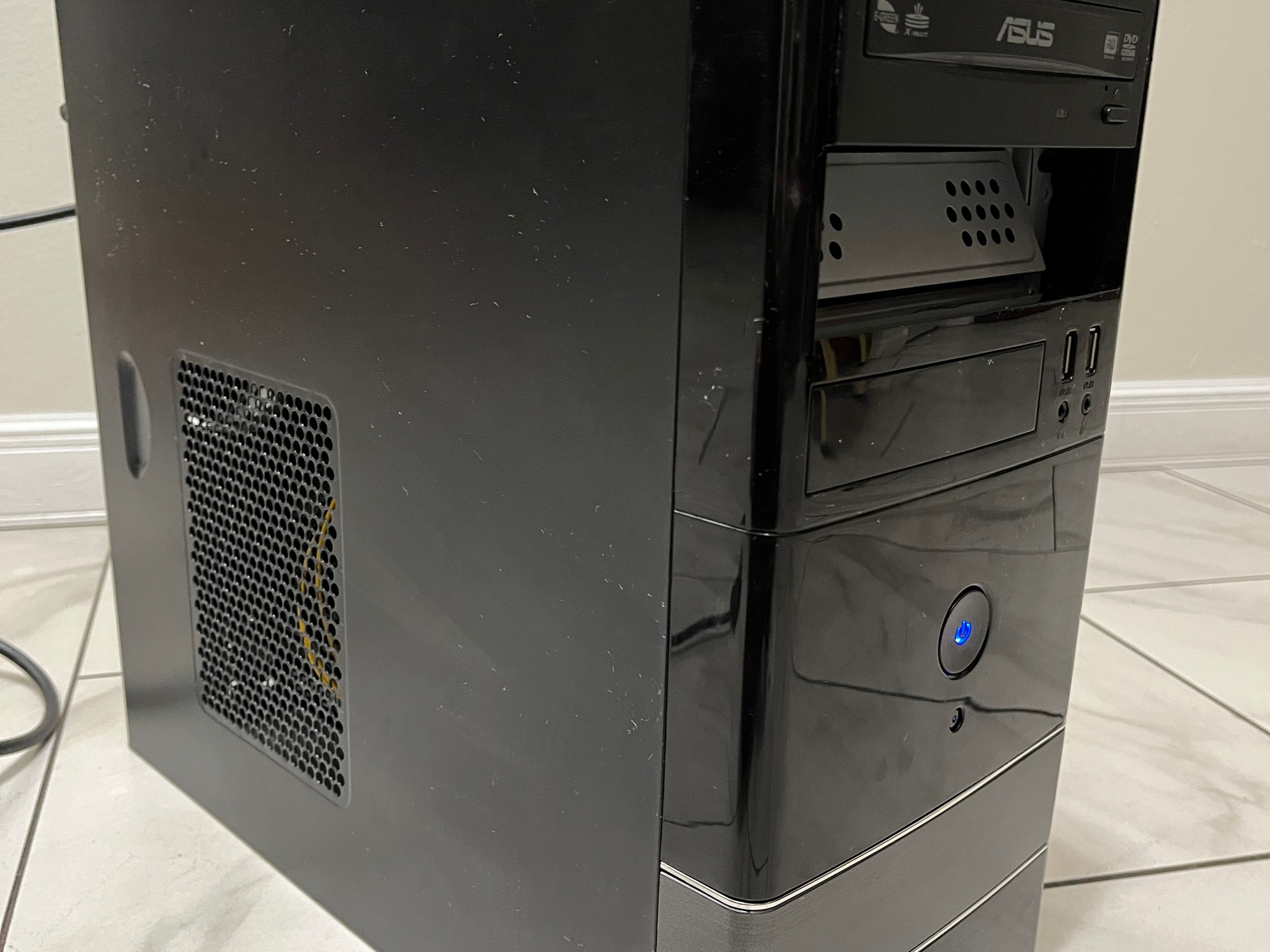 NVIDIA RTX 2060, Intel Core i5-6600, 16GB RAM, 1.2 TB Storage - Sleeper Gaming PC w/ Wi-Fi & BT