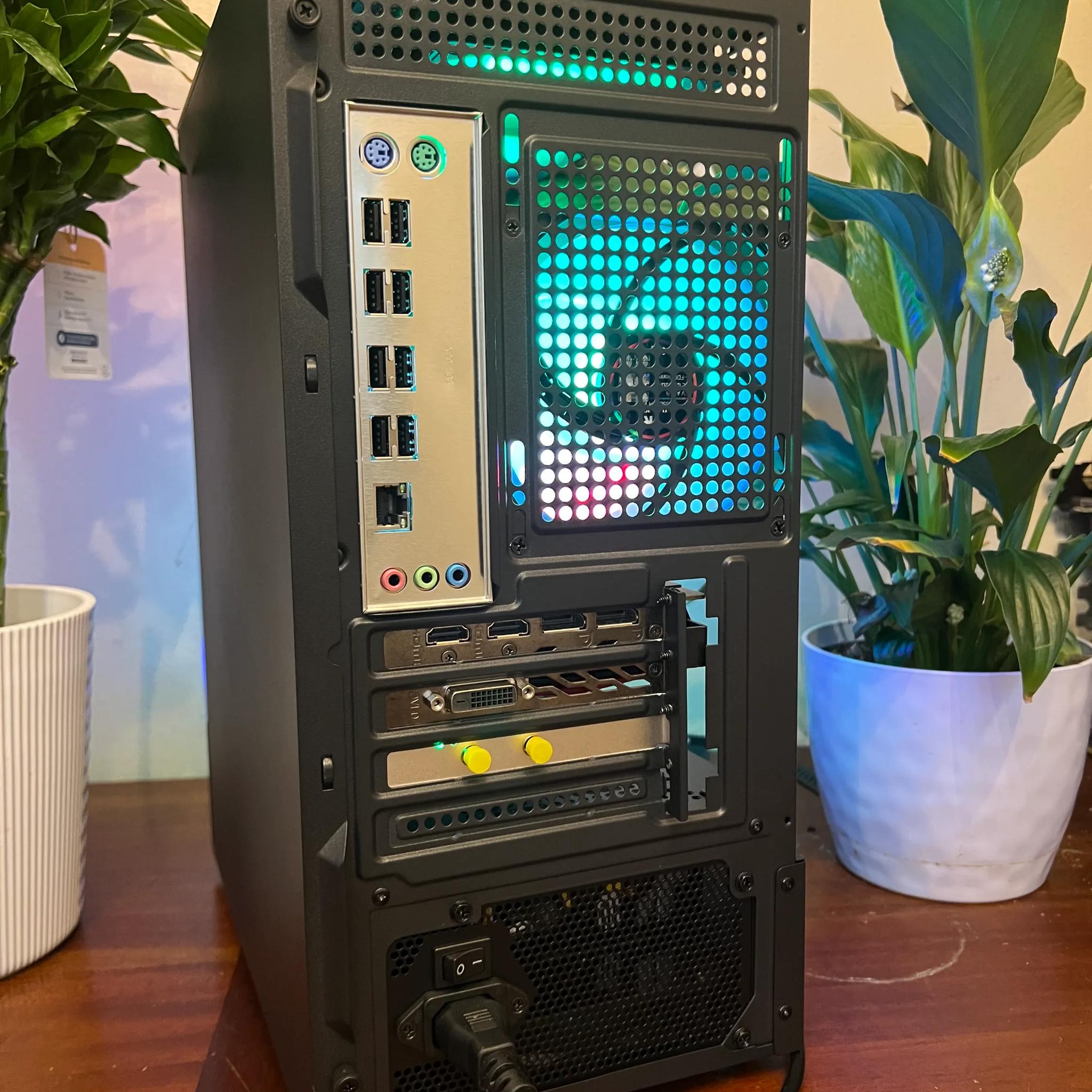Intel 10 Core Gaming PC RX 580 1tb NVME SSD 32GB RAM WIFi WINDOWS 10 Pro