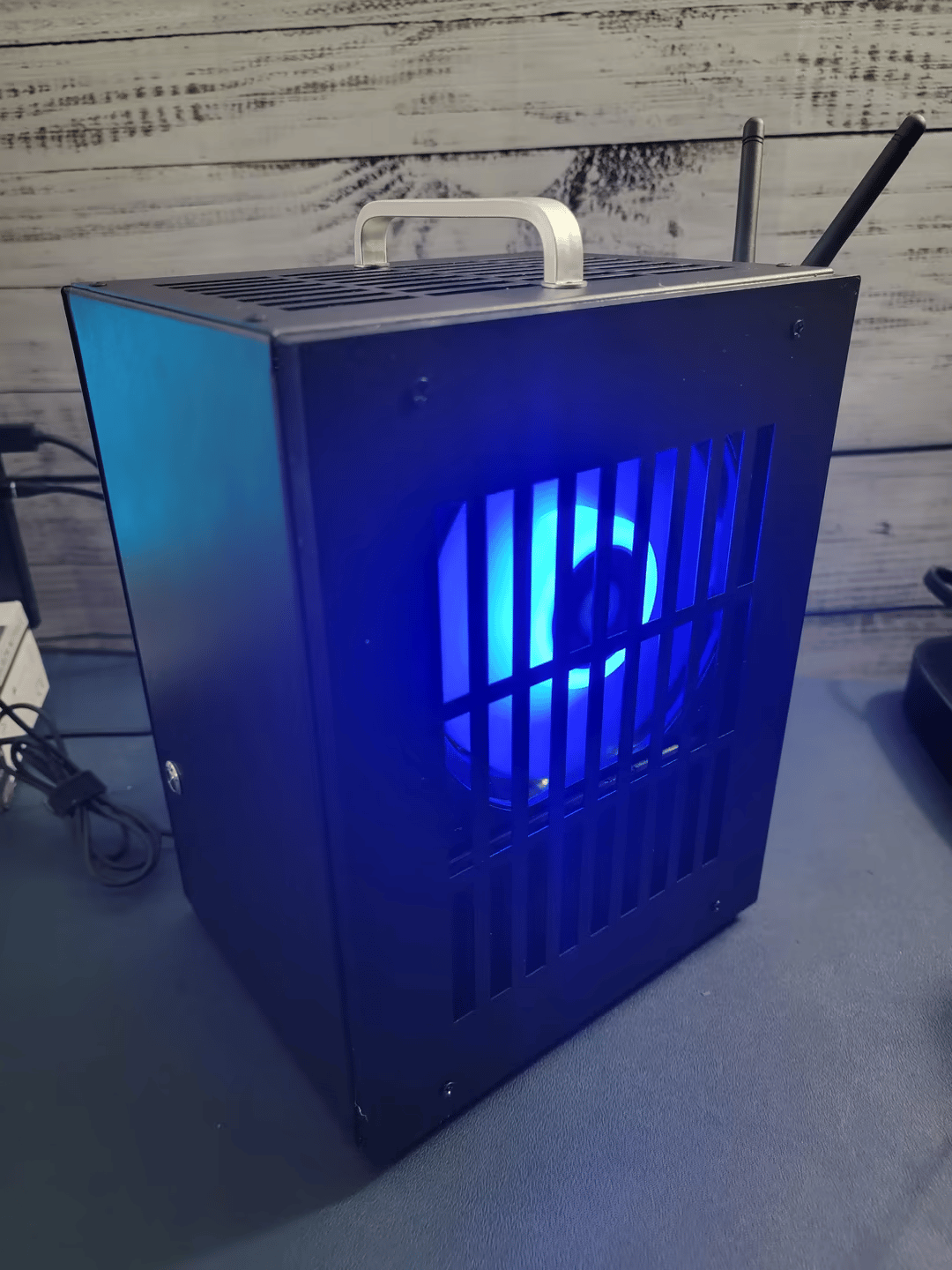 Lil' Slugger: (R5 3600 + RTX 3060) Custom SFF ITX Gaming PC