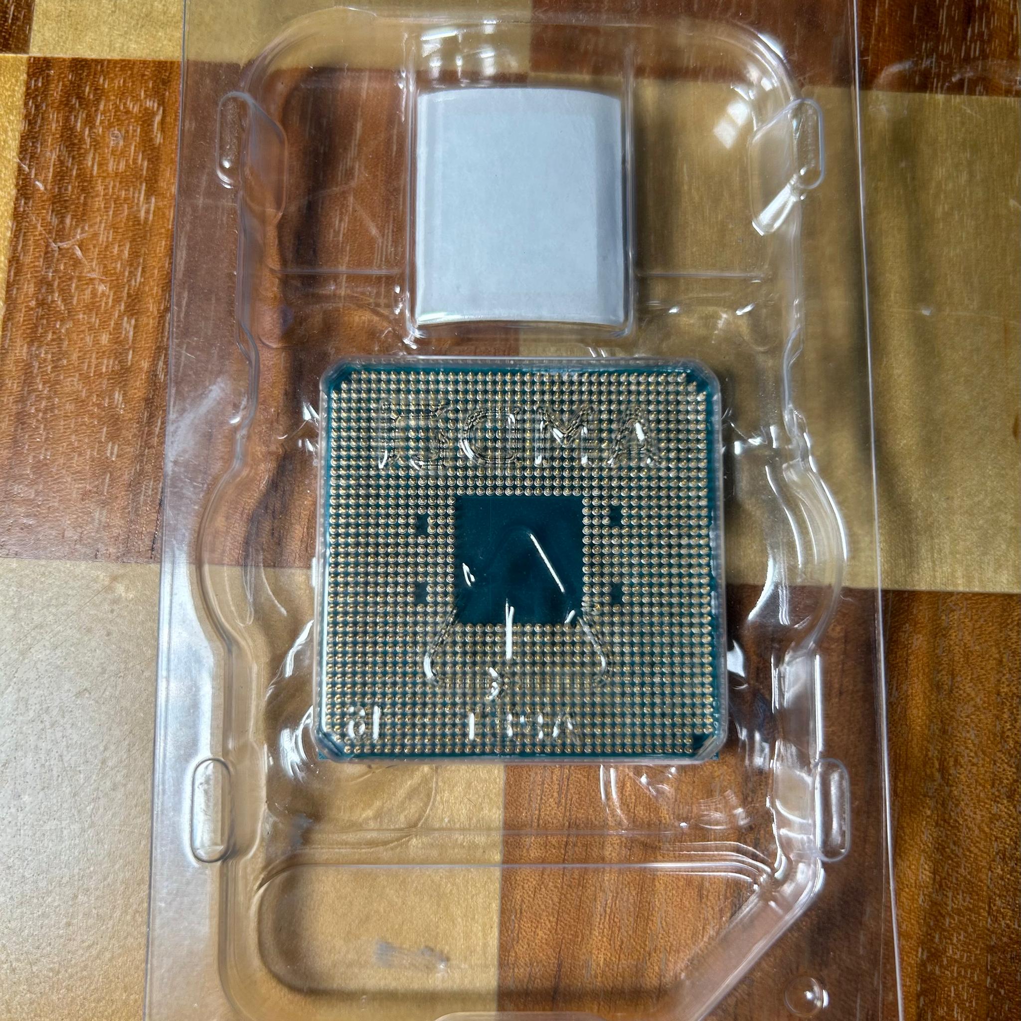 AMD Ryzen 9 3900X 12-Core CPU