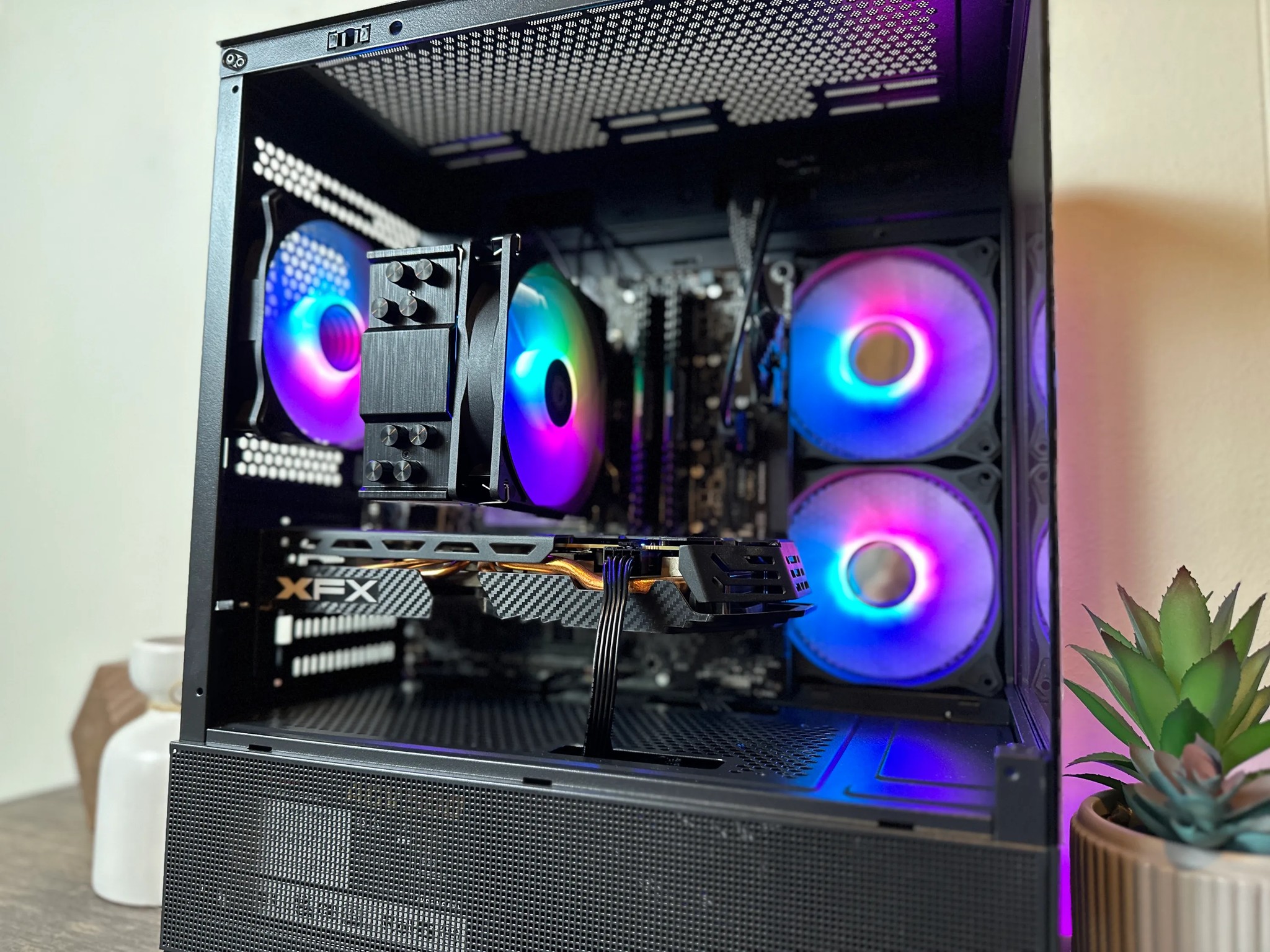 Budget/Entry Gaming PC! i5 7600, RX580 8GB, 16gb DDR4, 512GB NVME M.2 SSD! ARGB Fans!