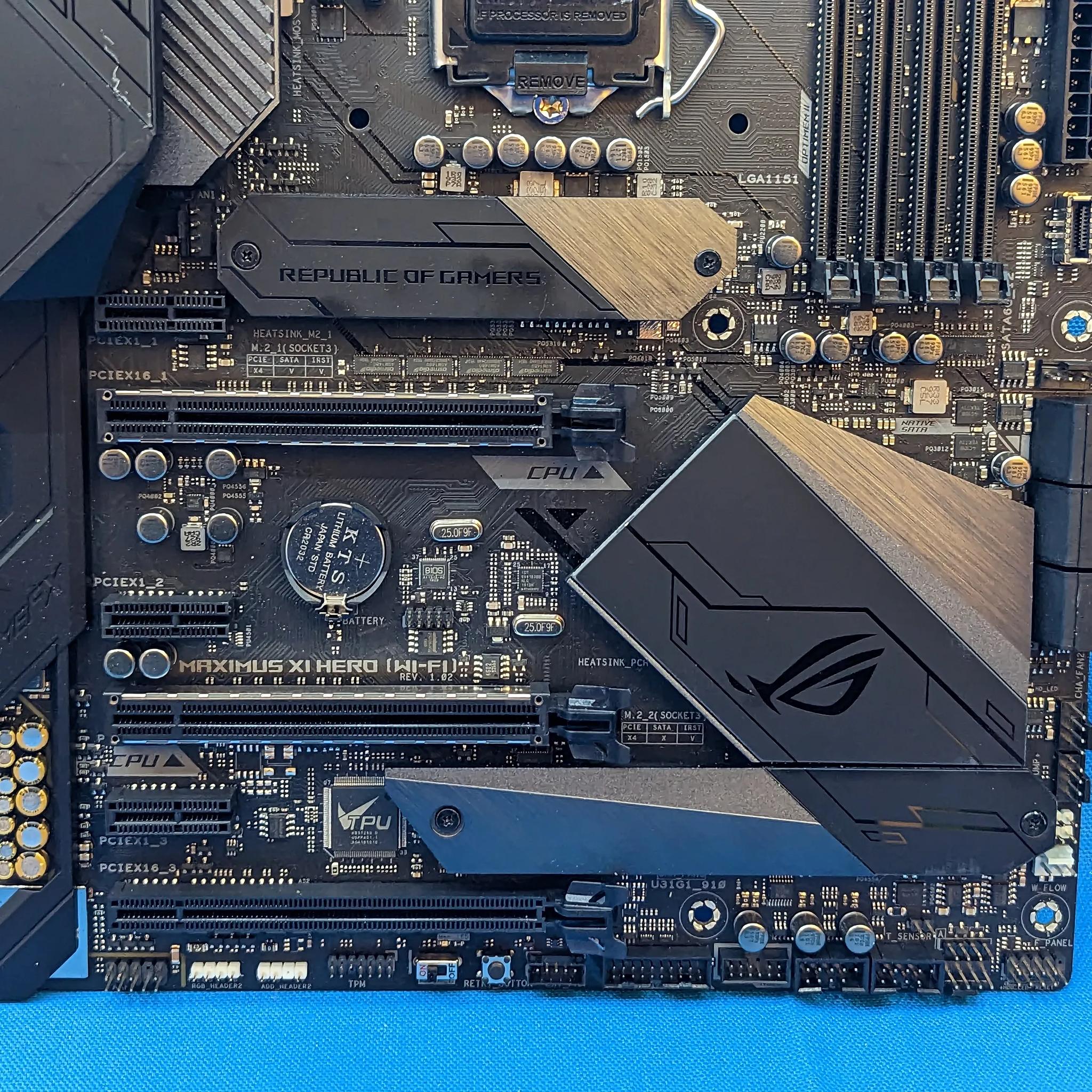 ASUS ROG Maximus XI Hero (Wi-Fi) Intel LGA1151/Socket H4 Z390 DDR4 ATX Desktop Motherboard