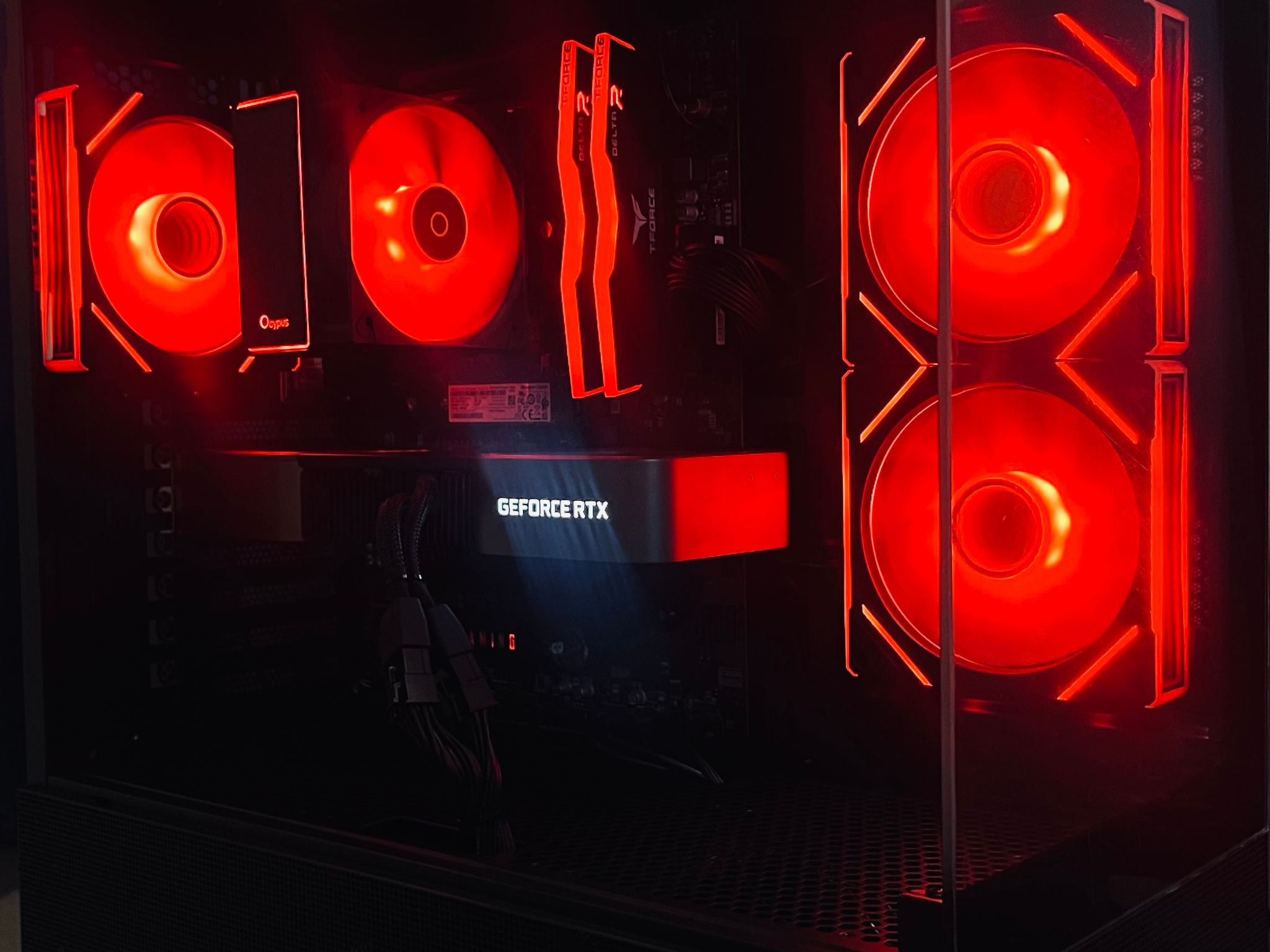 Pro Gaming PC |RTX 3080 // Ryzen 7 5700x3D // 32GB DDR4|