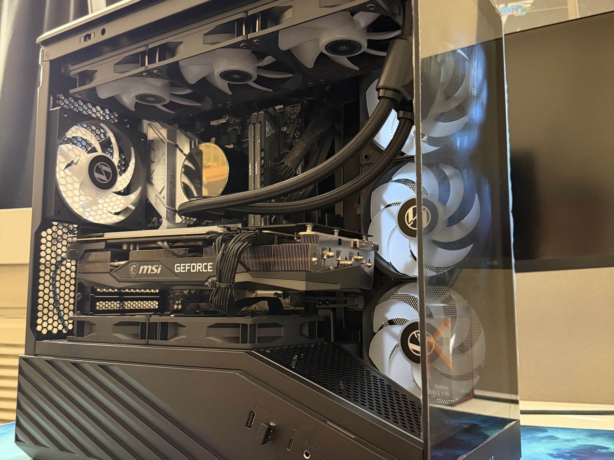 Price to Performance Intel Build! - 12700K | 3070 Ti | 32GB DDR4 | 500GB NVME SSD + 2TB HDD