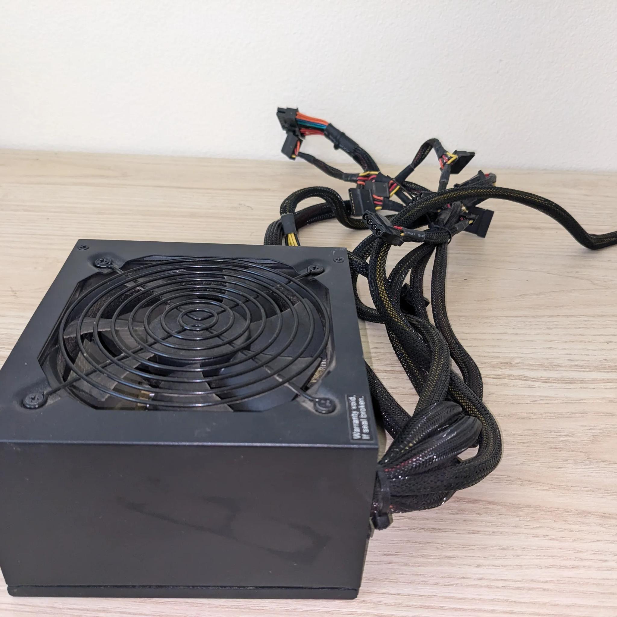Rosewill 650W ATX12V V2.31 EPS12V v 2.92 SLI PFC Power Supply ARC 650