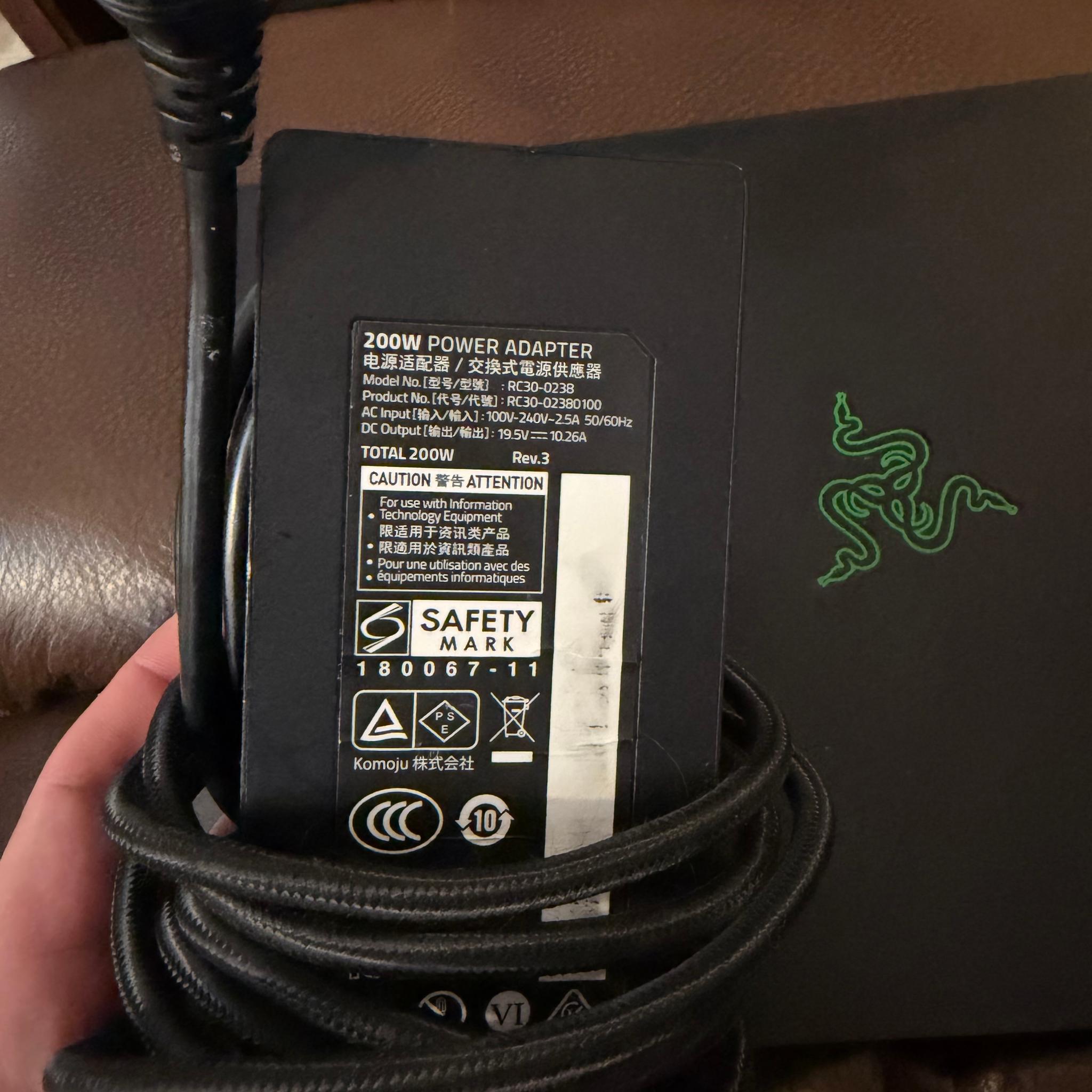 Razer Blade 15 2019 - i7 9750h GTX 1660ti 16GB ram
