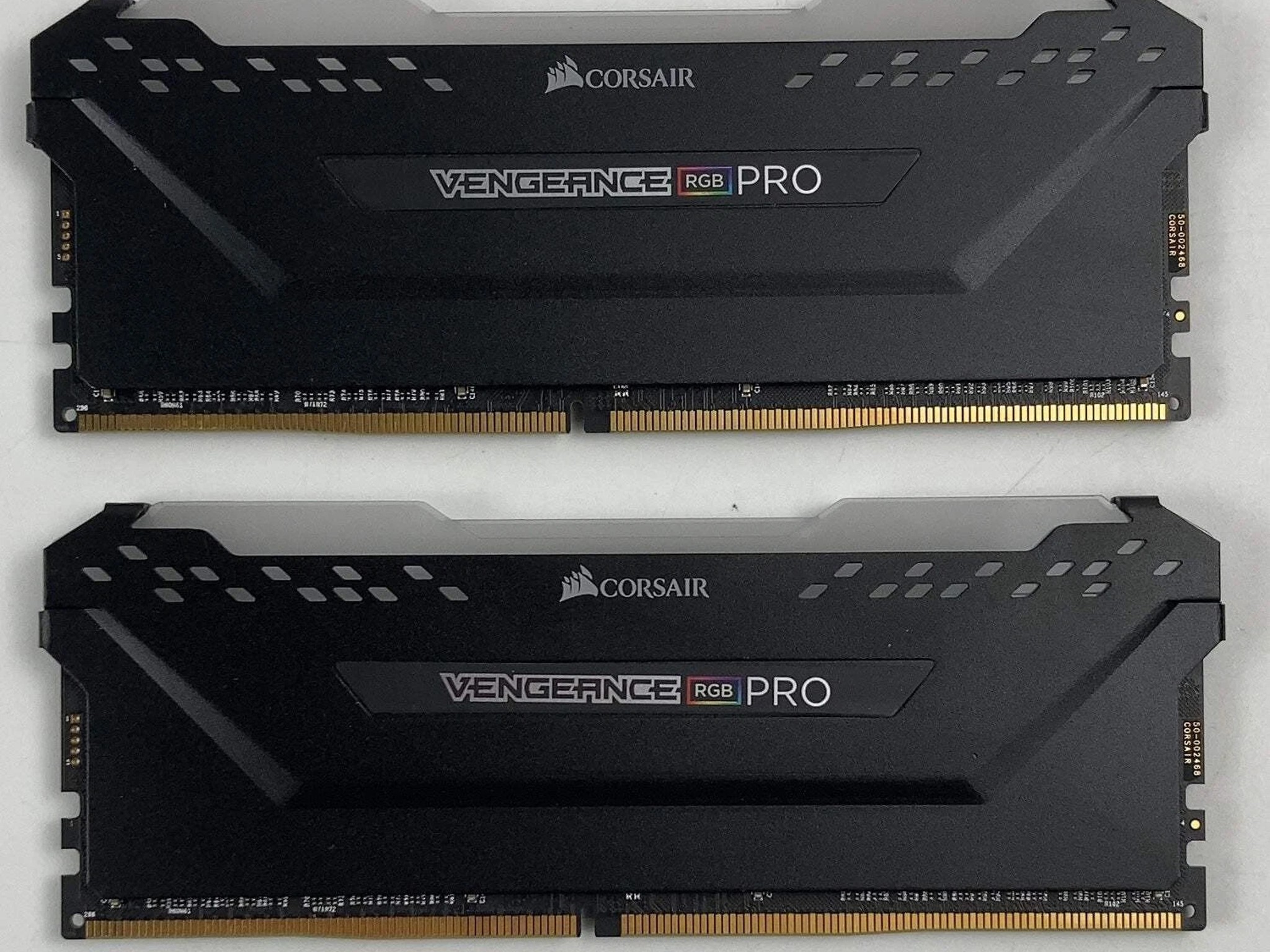 Corsair Vengeance RGB Pro 32GB (2x16GB) DDR4 3200MHz C16 - Black