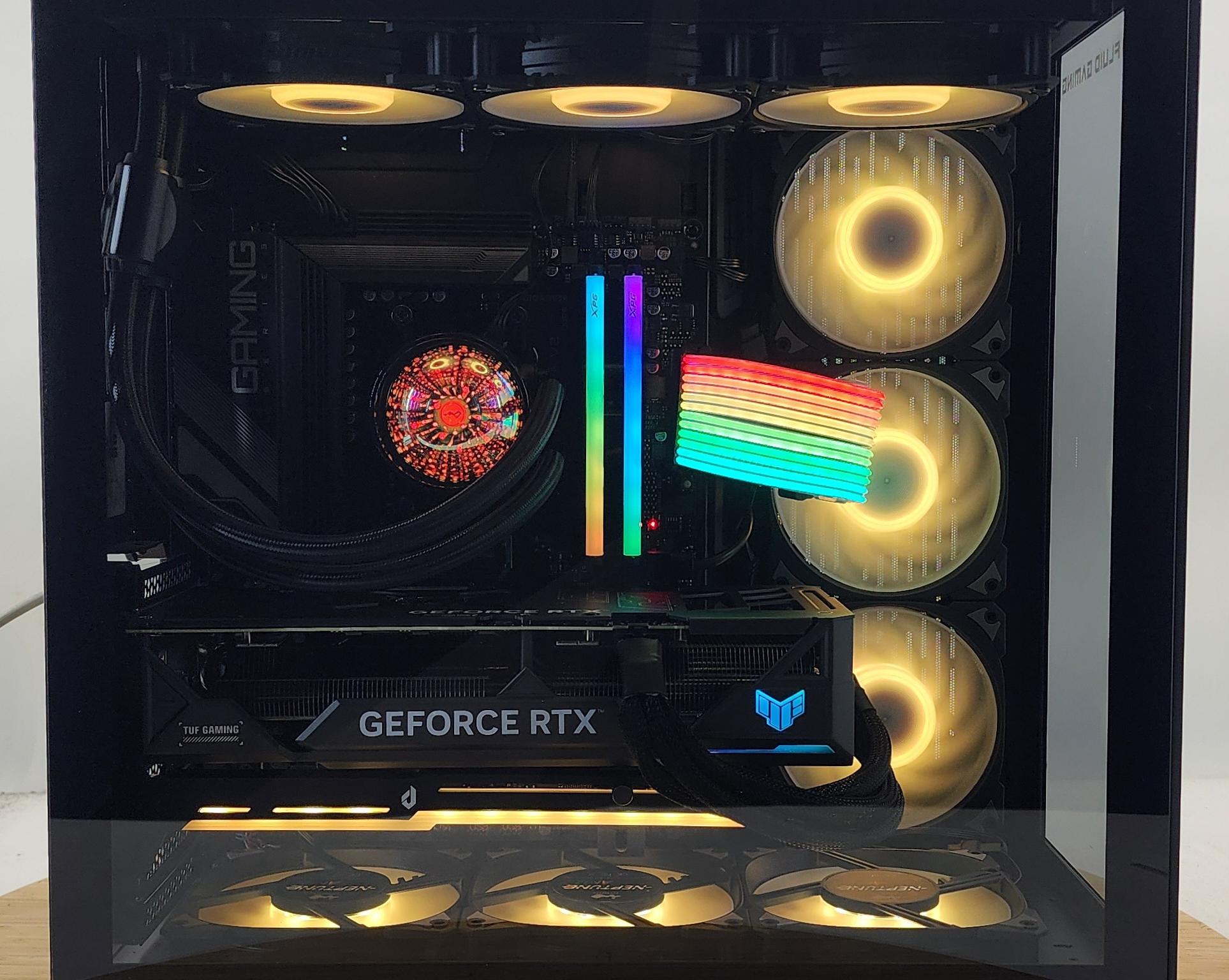 Gaming PC Ryzen 7 9700X 32GB RAM 1TB SSD RTX 4070 Ti SUPER 16GB Win11 Computer