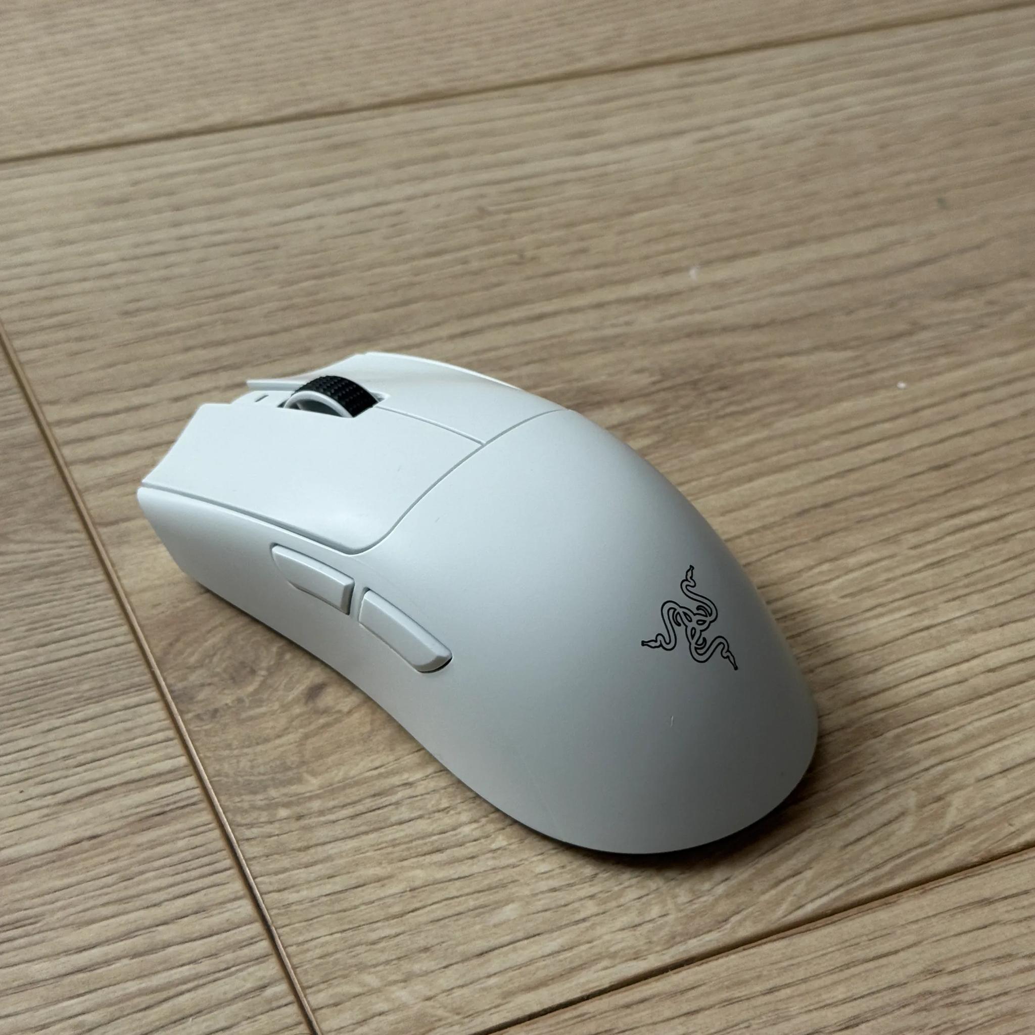 "NEW" RAZER Viper V3 Pro Wireless, Open Box