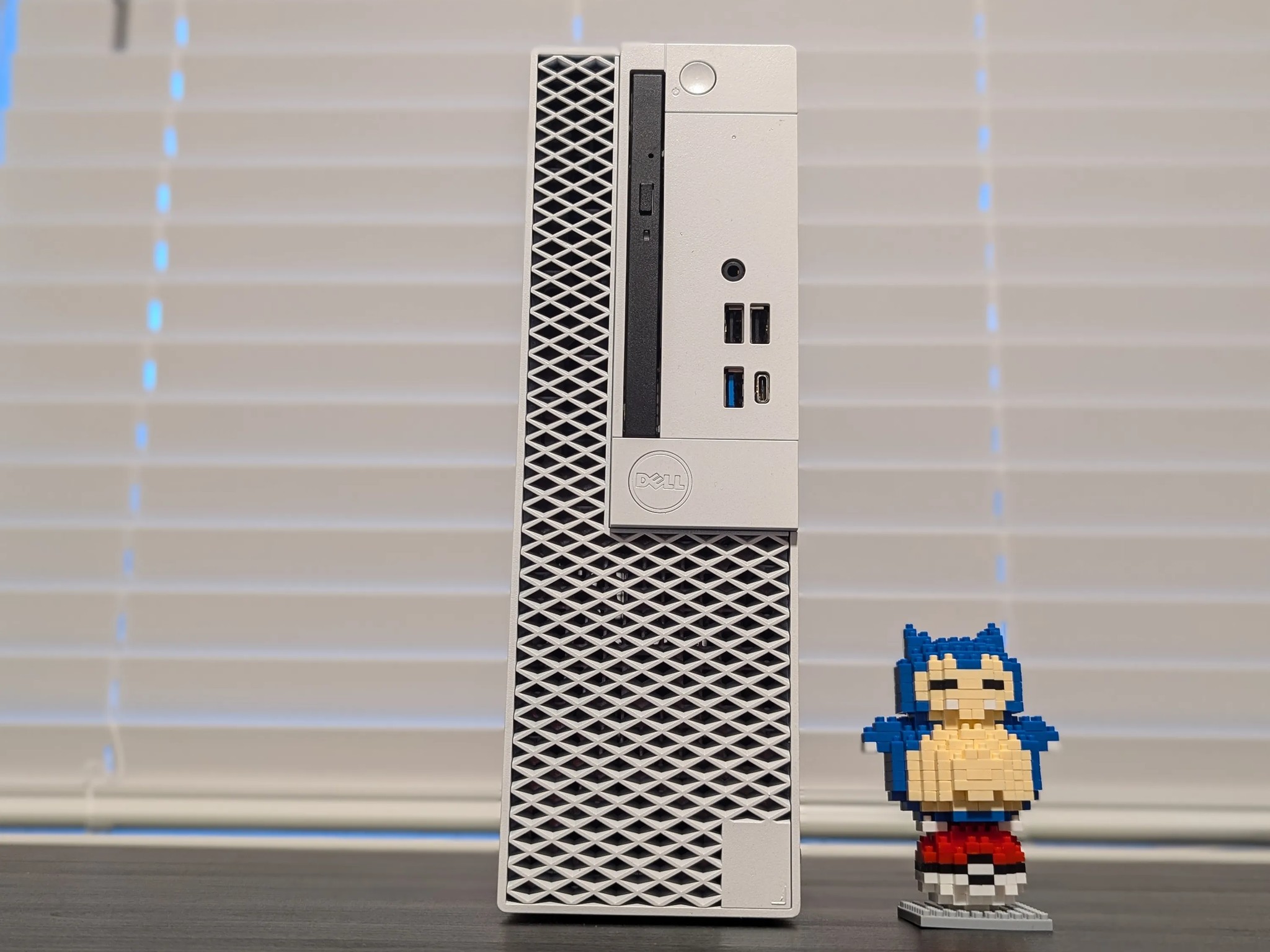 Sleek and Budget 🔵🔵 Intel Arc Gaming PC : i5-7500 + Arc a310 + 16GB DDR4