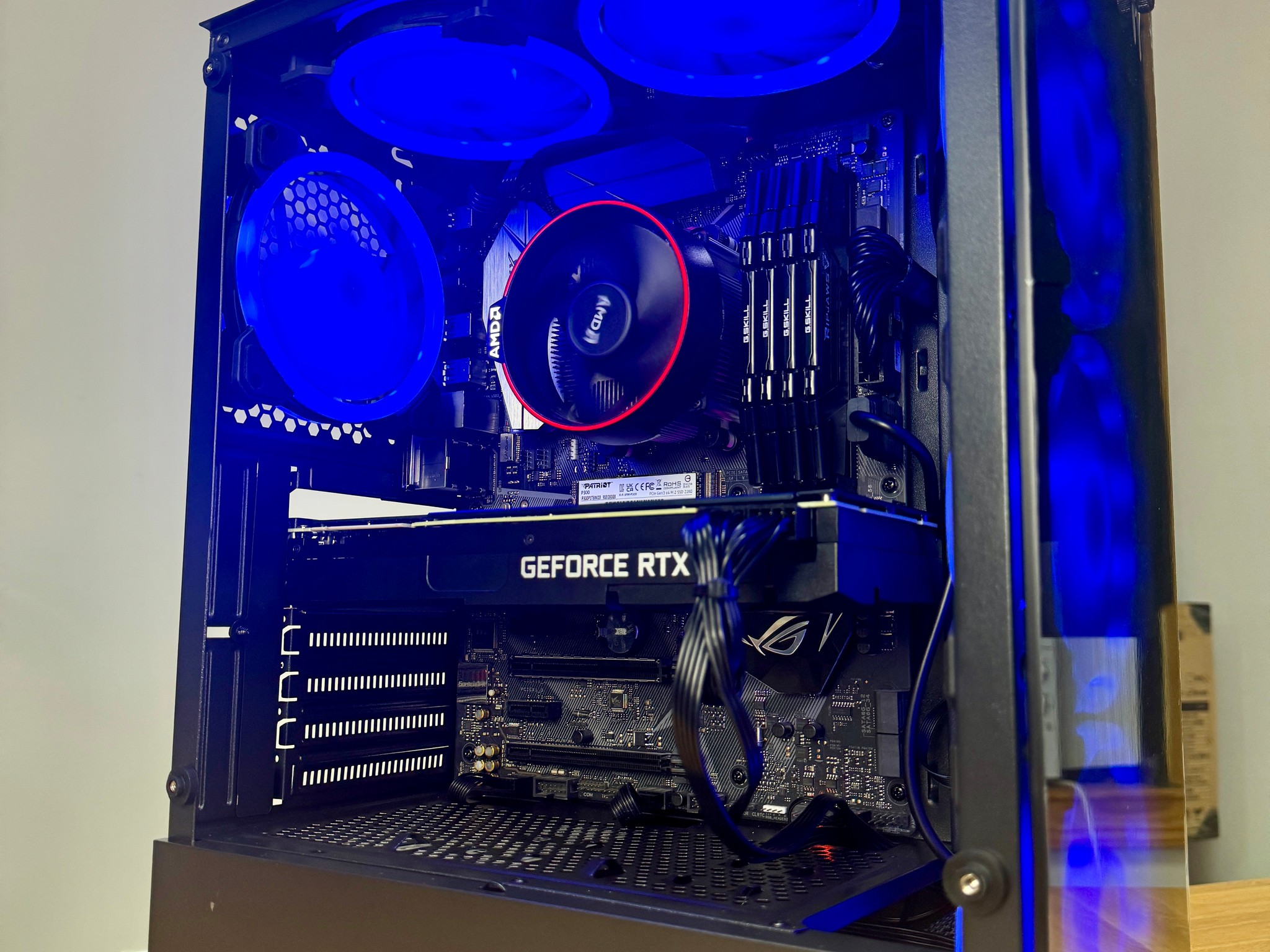 Gaming Streaming PC (RTX 2080 Ti + Ryzen 7 2700)