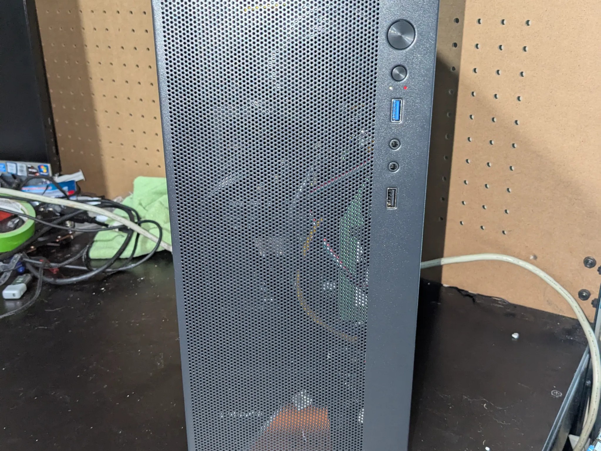 Scratch and Dent | Minimalist Windows 11 | i5-6500, 16GB RAM, 512GB SSD, RX550 4GB, Win11, WiFi