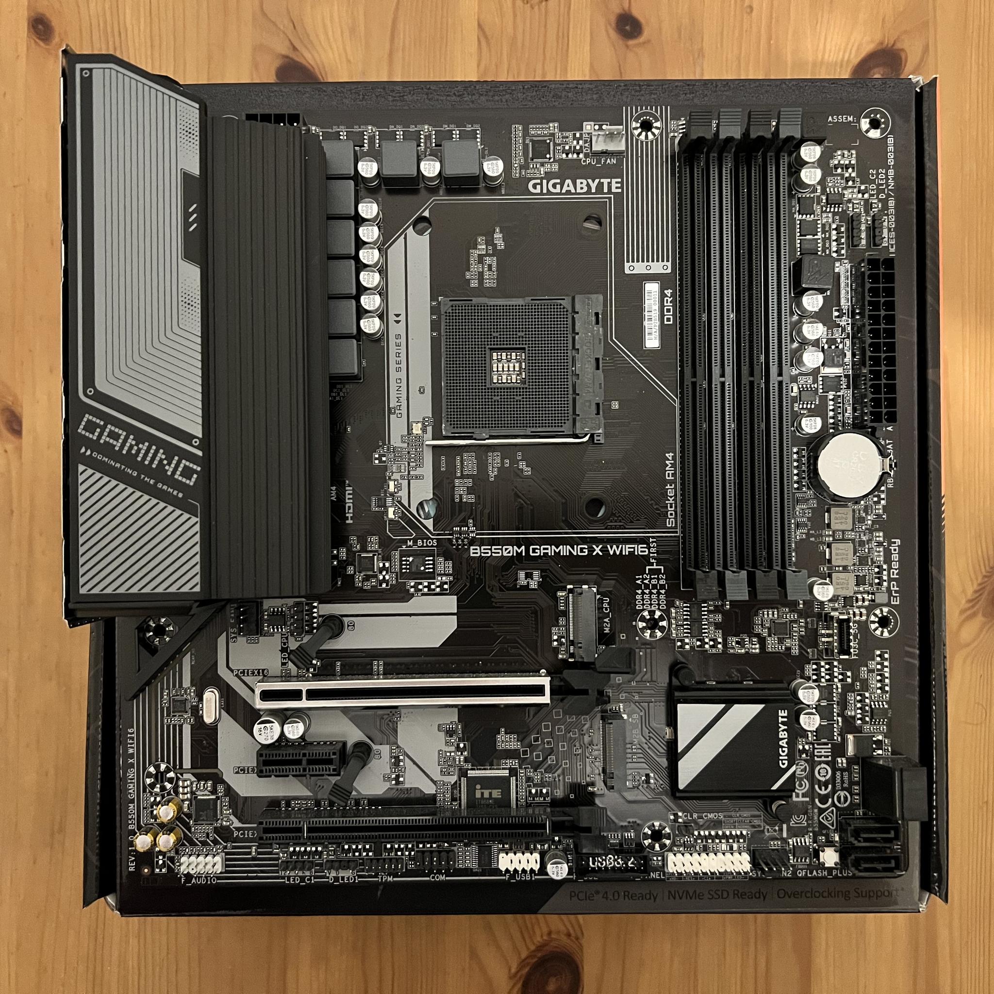 GIGABYTE B550M GAMING X WIFI6 AM4 Micro-ATX