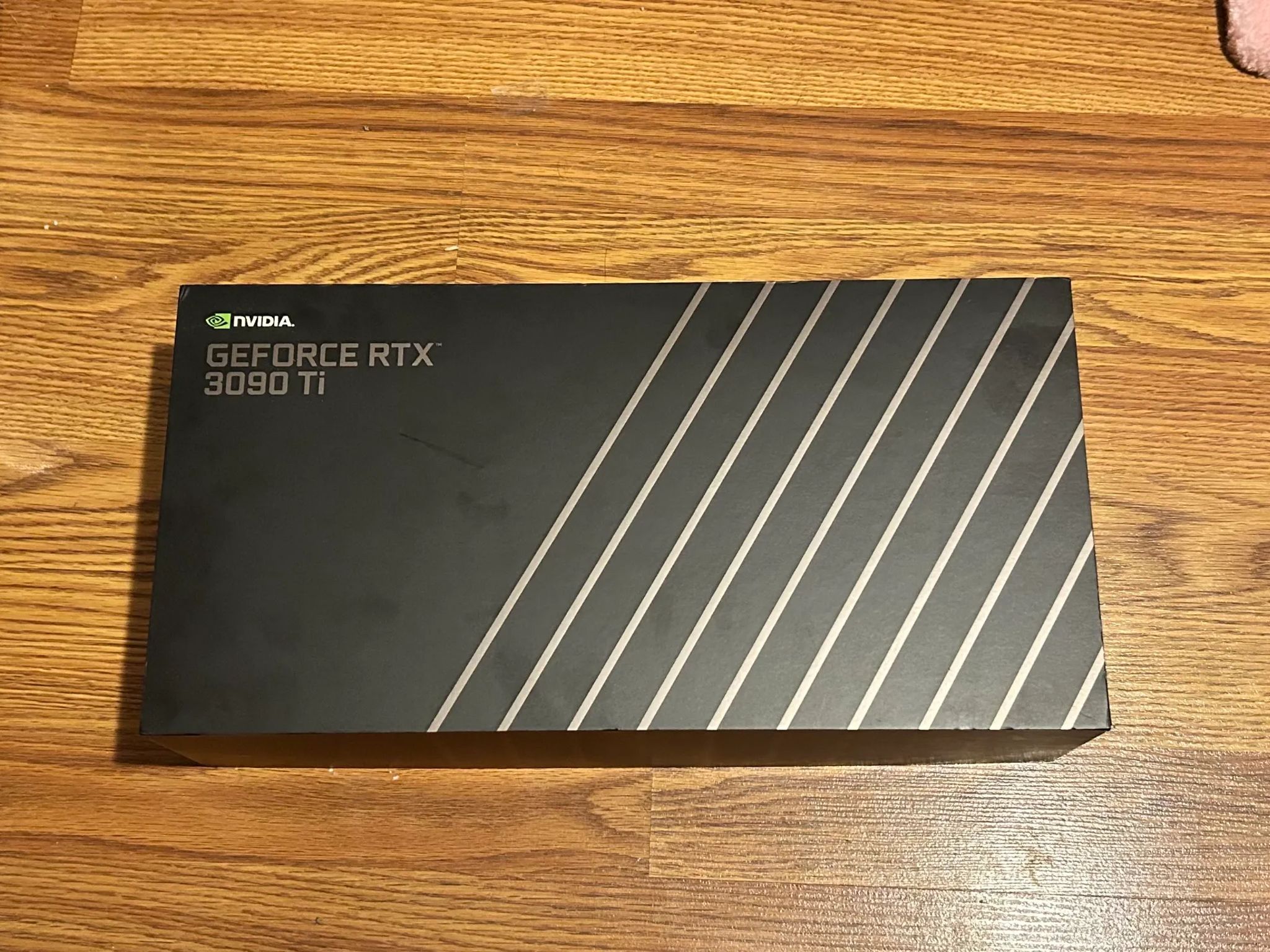 GeForce RTX 3090 Ti Founders Edition – Gently Used - A Tier