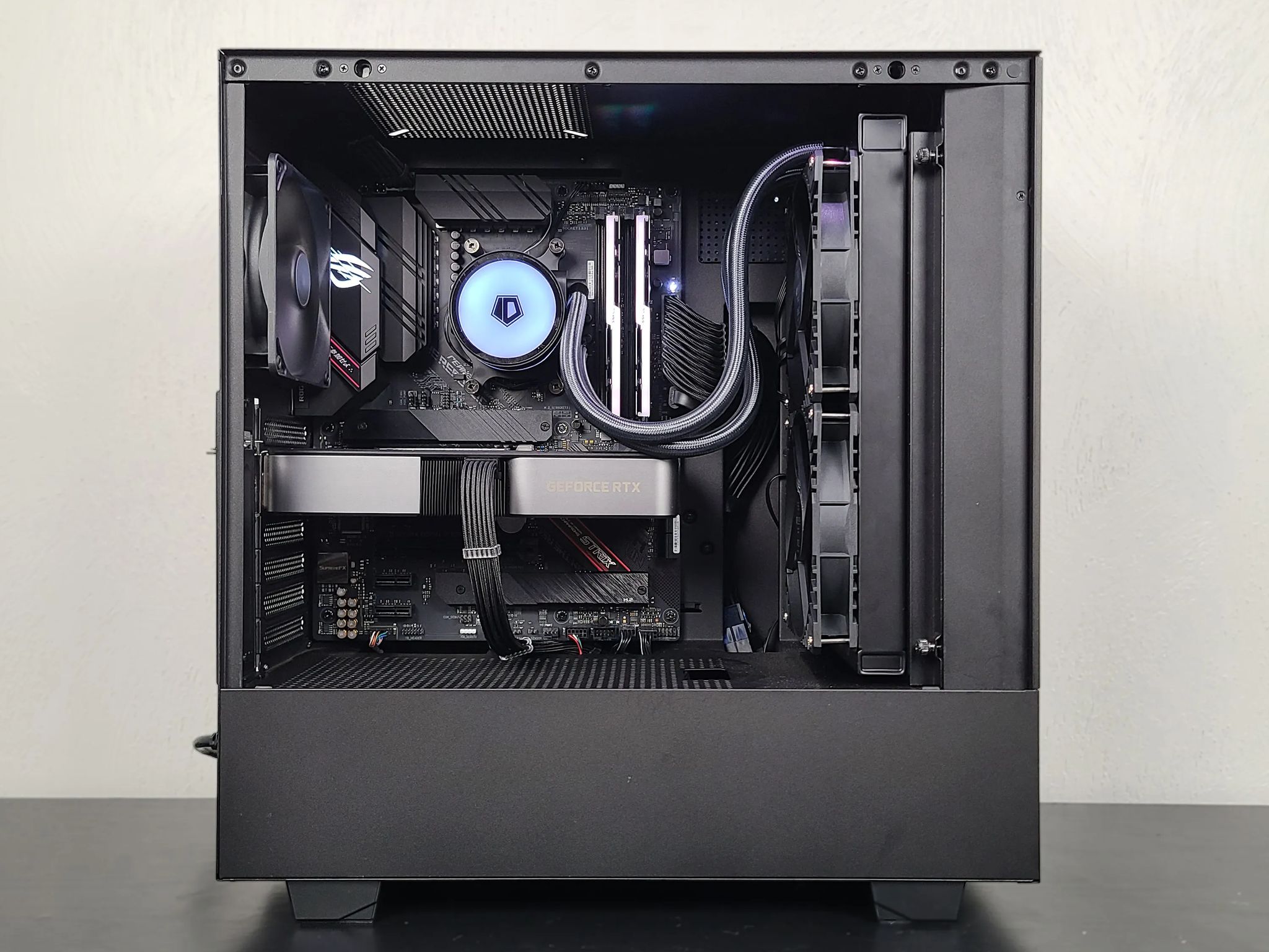 ⚫⚪ NOIR: RTX 3070 Founders + Ryzen 5 + 32GB + 1TB