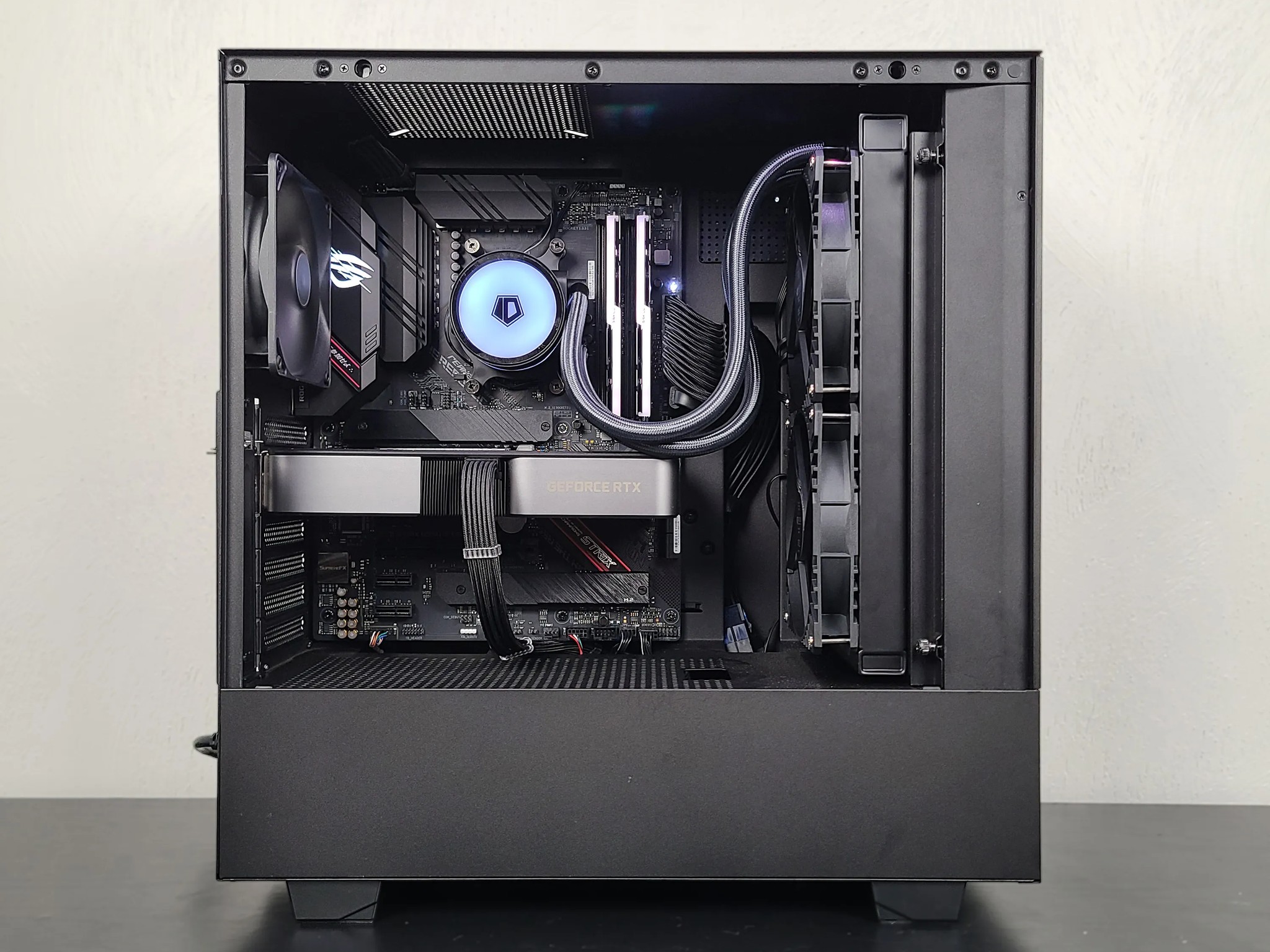 ⚫⚪ NOIR: RTX 3070 Founders + Ryzen 5 + 32GB + 1TB