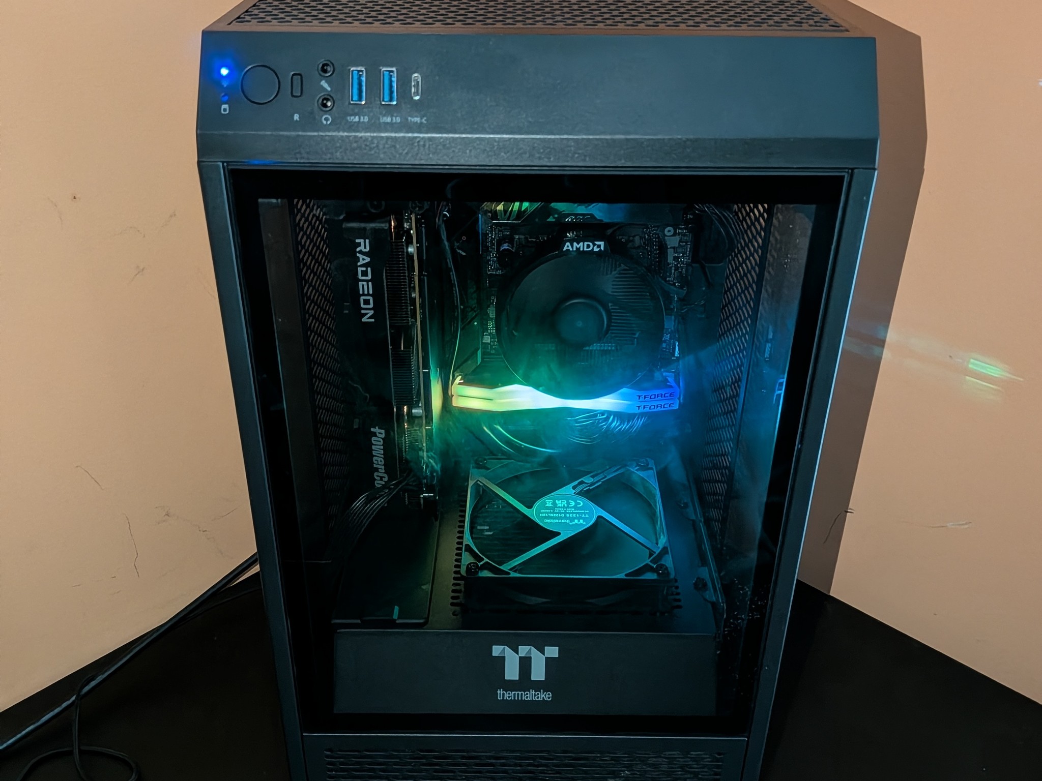 9600X | RX 9060 XT 16GB | 16GB | 1TB | 650W | ITX