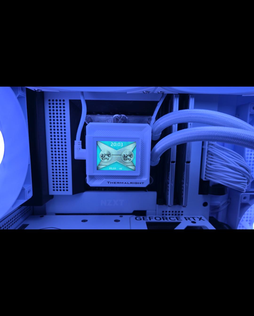 Whiteout Gaming PC - i5 14600K - RTX 5070 - 32GB DDR5 6000 - LCD Cooler - BeZ Tech Custom