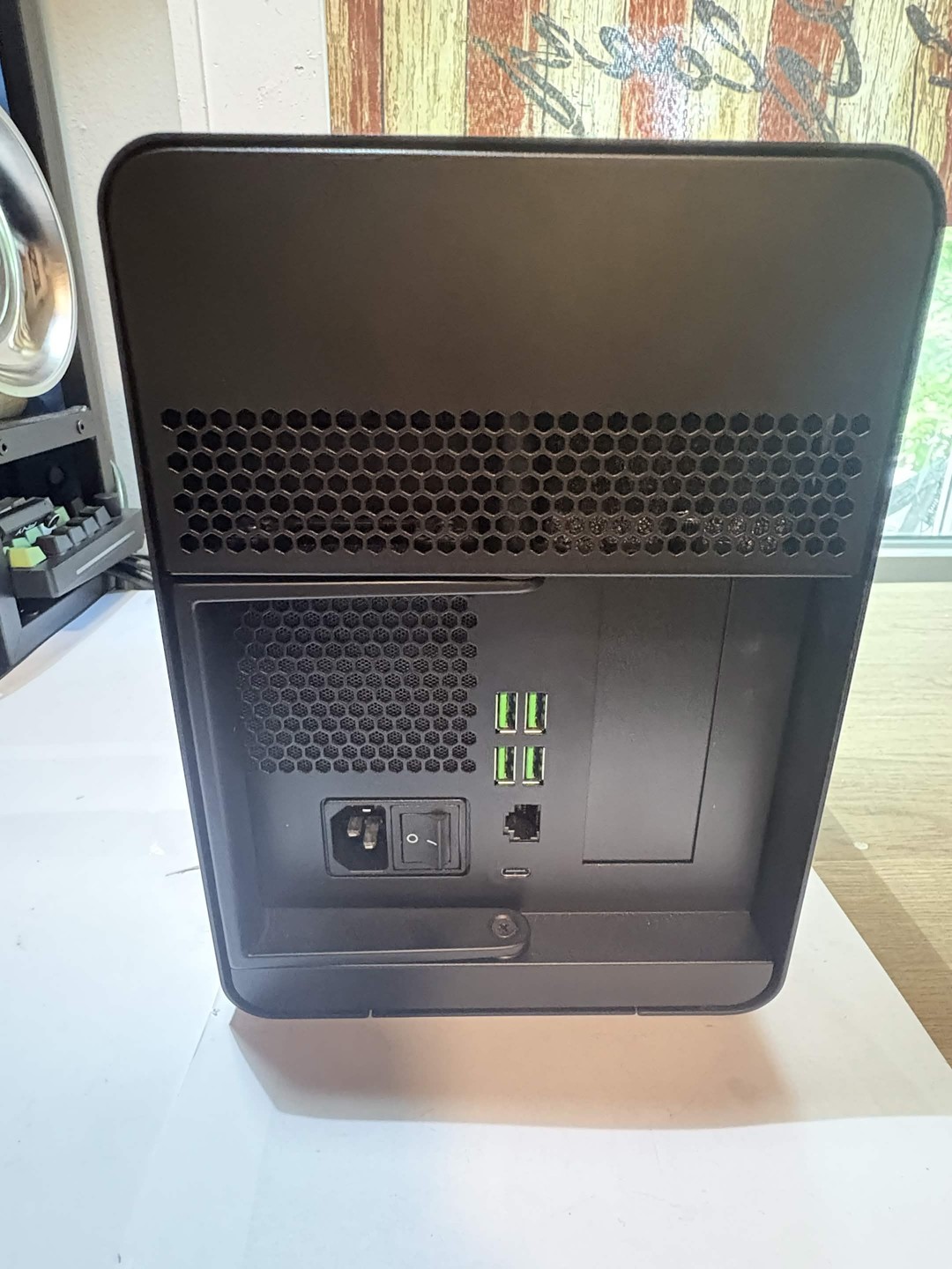 Razer Core X External GPU Enclosure (eGPU) | Jawa