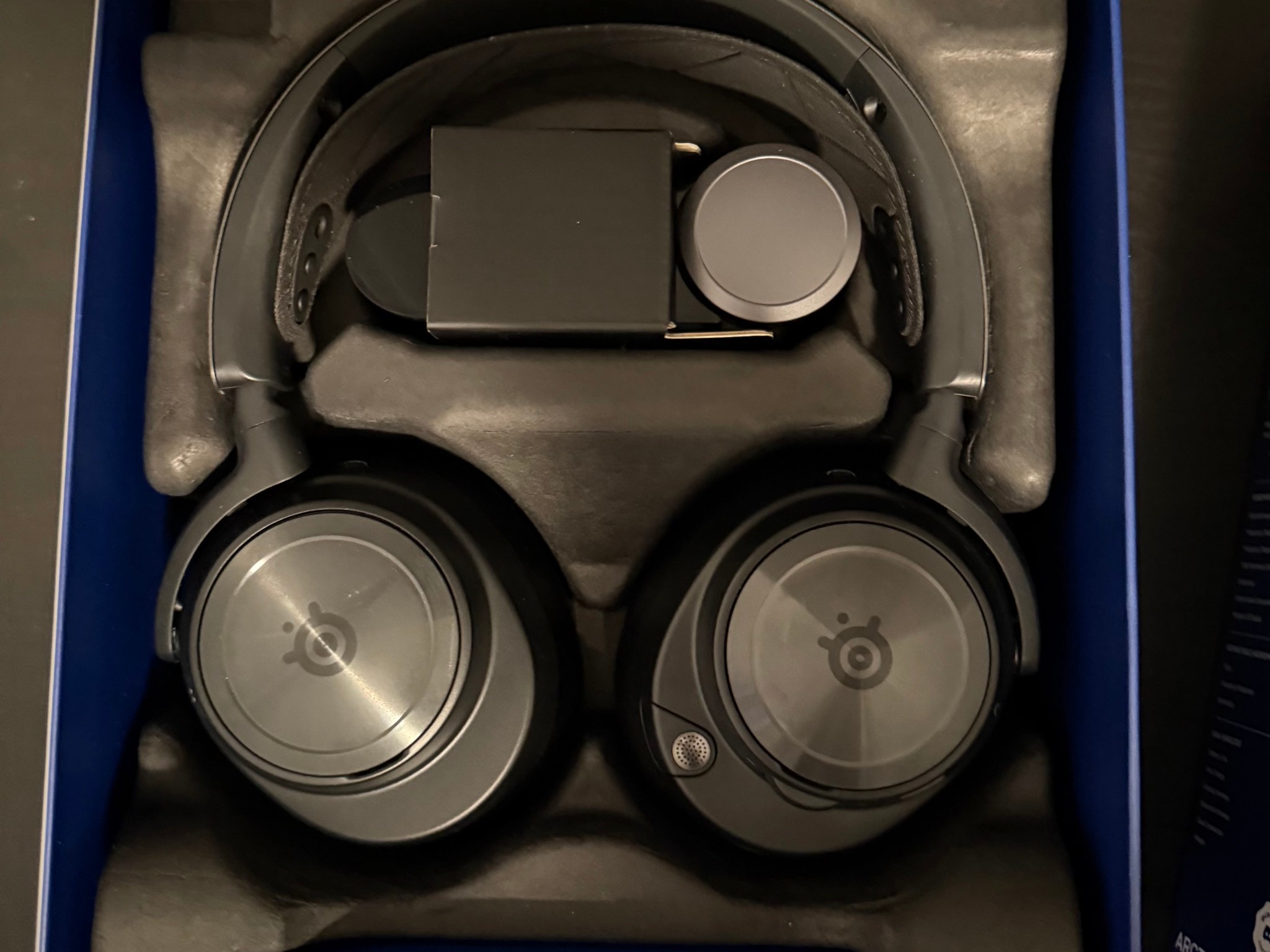 SteelSeries Arctis Nova Pro Wireless