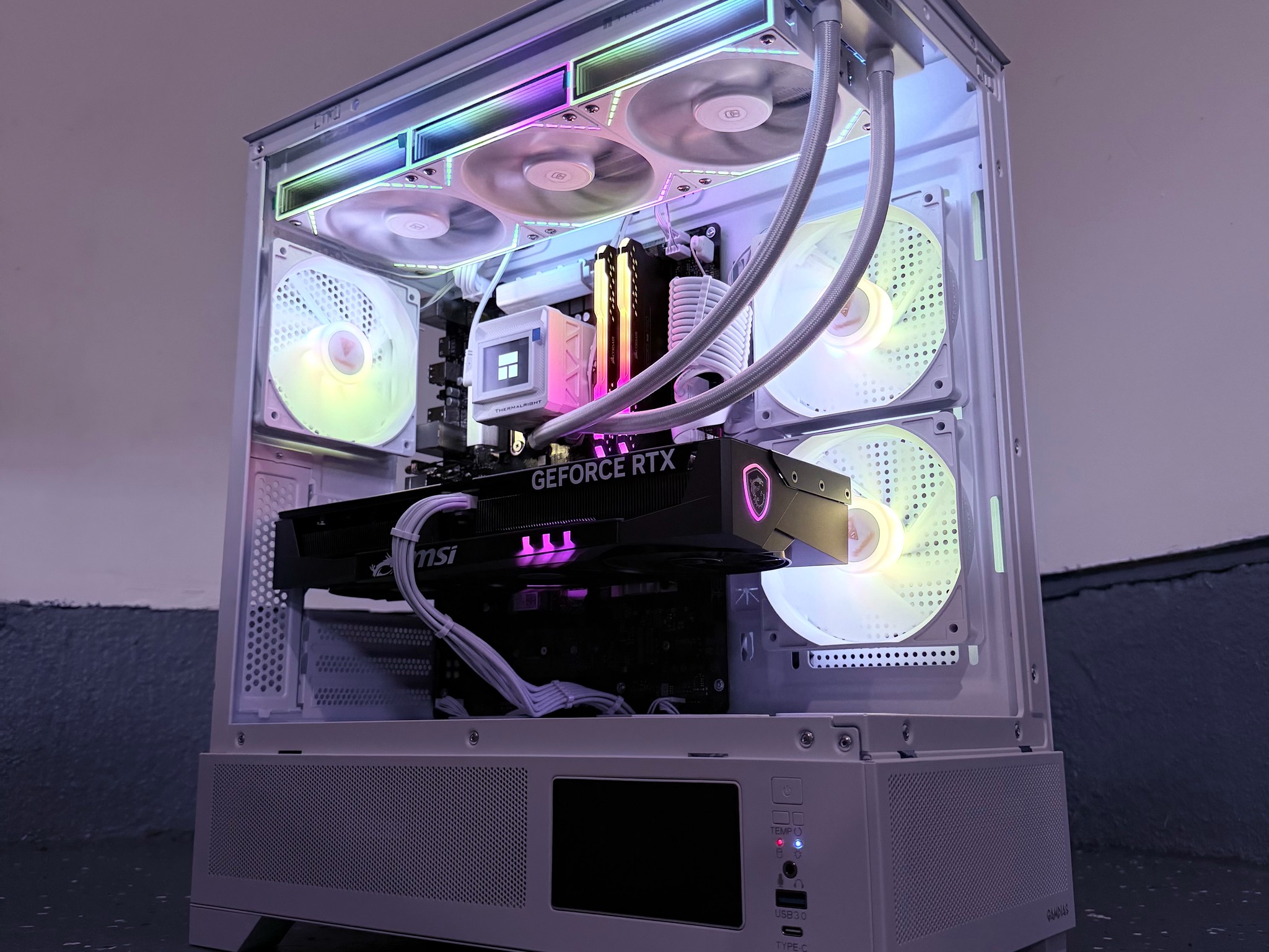 ❄️"Crystal Nova"❄️| 1440p Gaming | RTX 5070 | Intel i9 12900KF | 32B Ram | 2tb Storage | WiFi