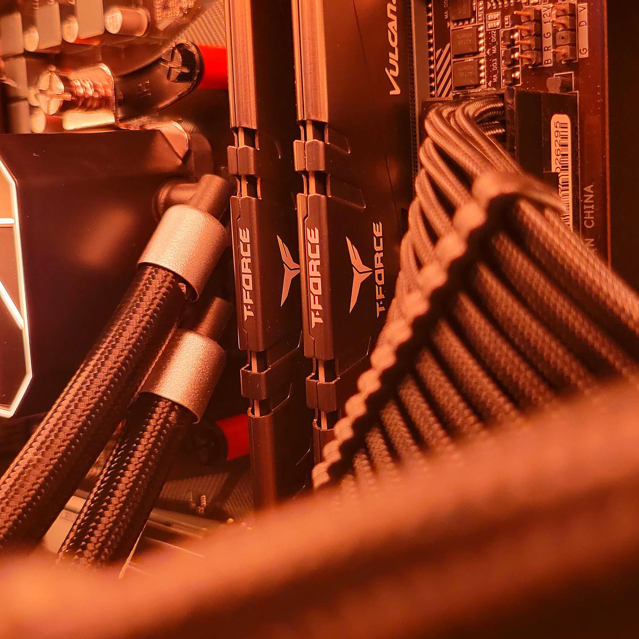 ⚫🔥 Midnight Ember 🔥⚫ | Ryzen 5 + RX 5700XT | High FPS 1080p Gaming PC