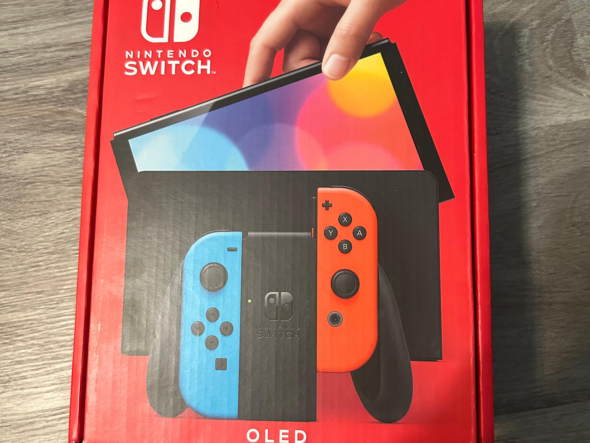 BNOB Nintendo Switch OLED + Game