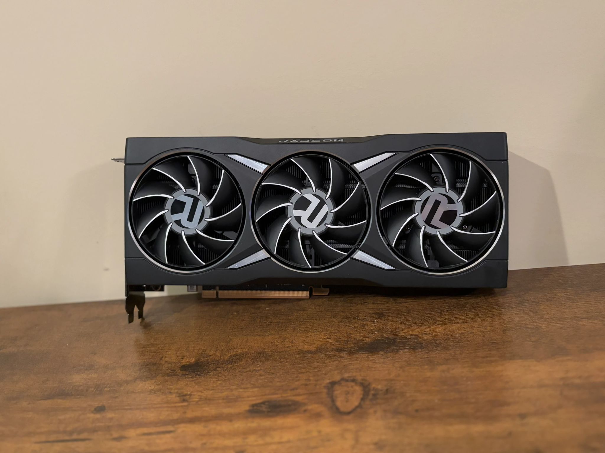 AMD Radeon RX 6950 XT