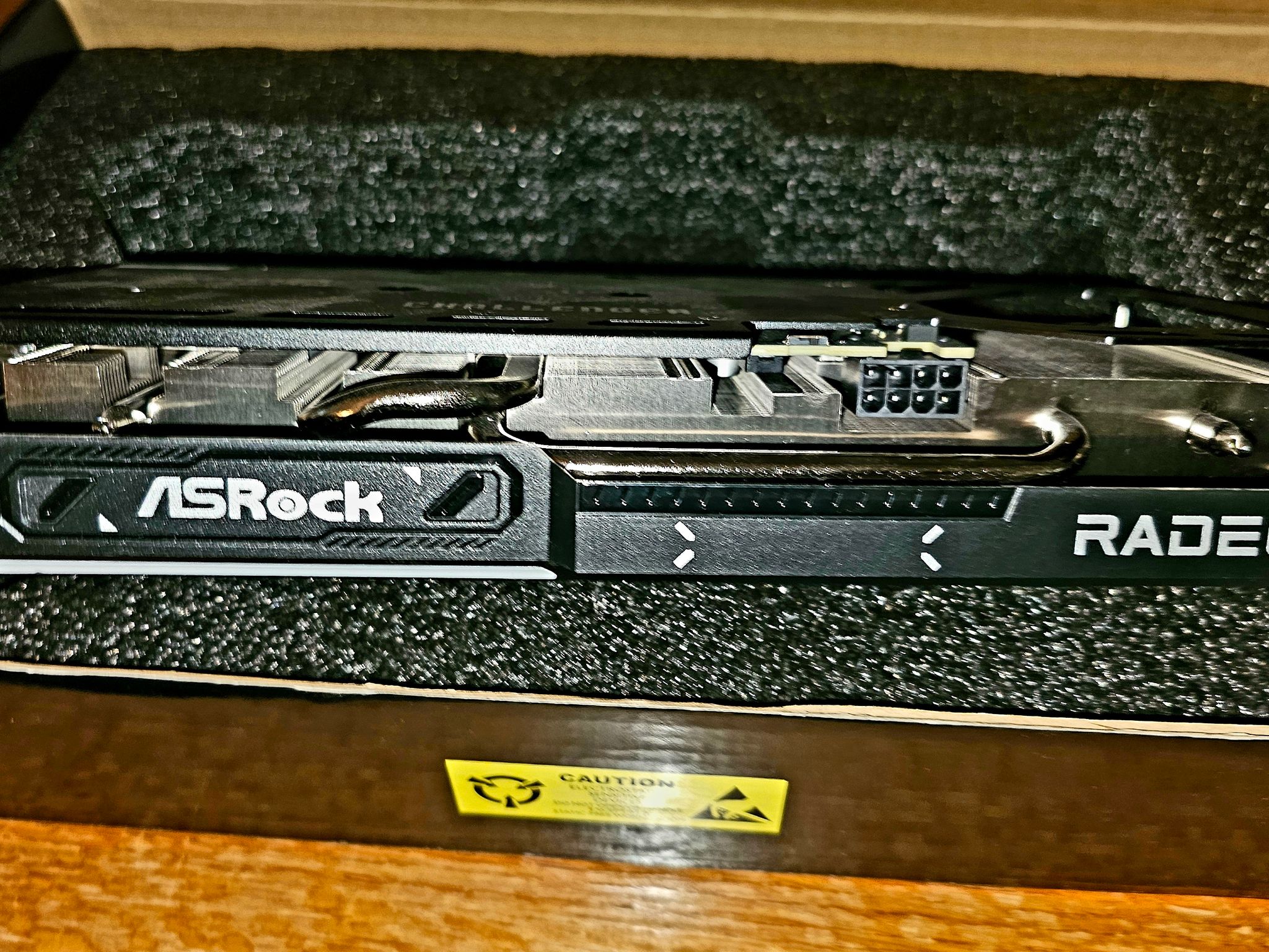 ASRock Challenger RX 9060XT